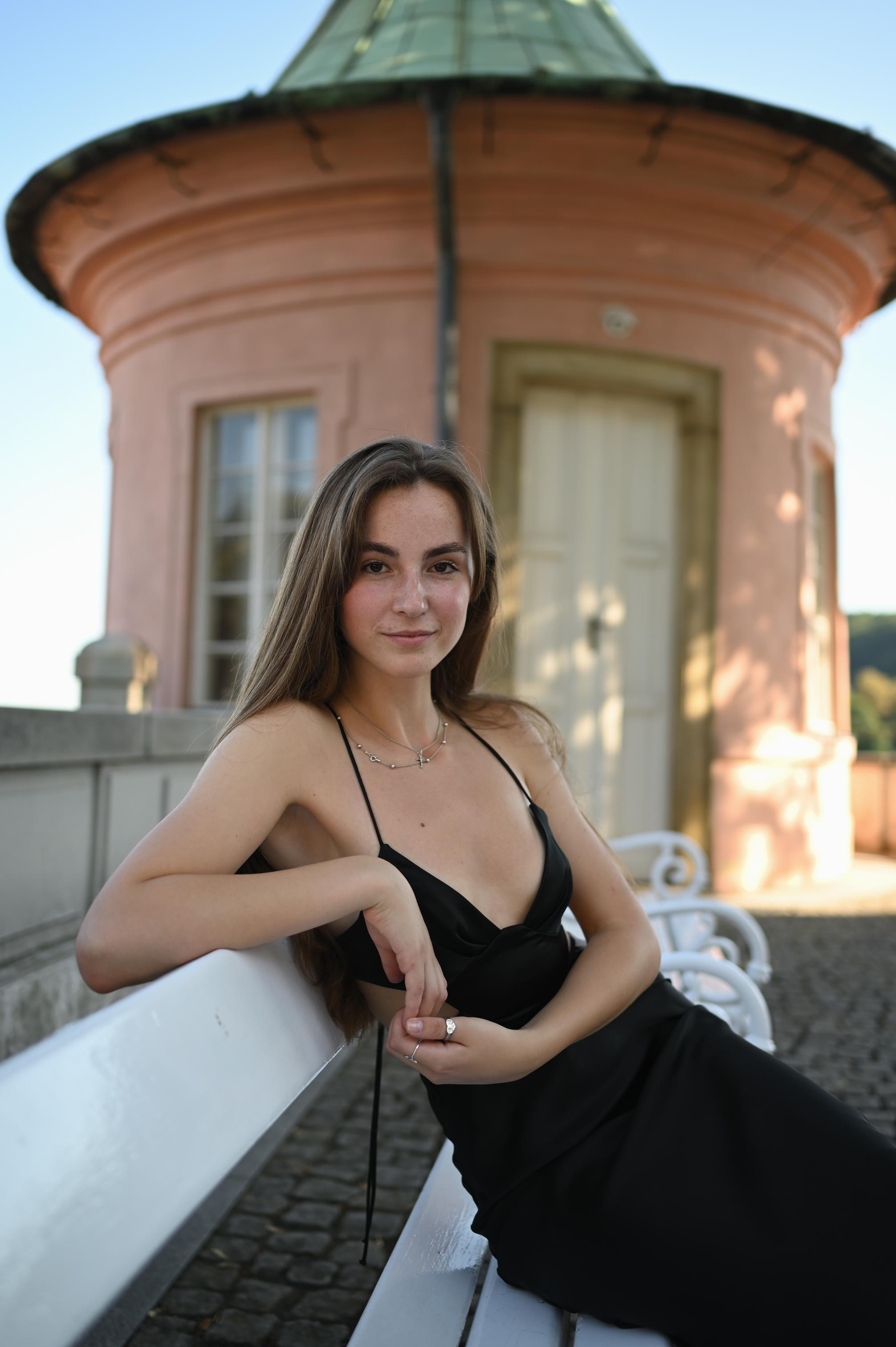 Victoria. Prague Portrait Photographer | Portrétní Fotograf Praha