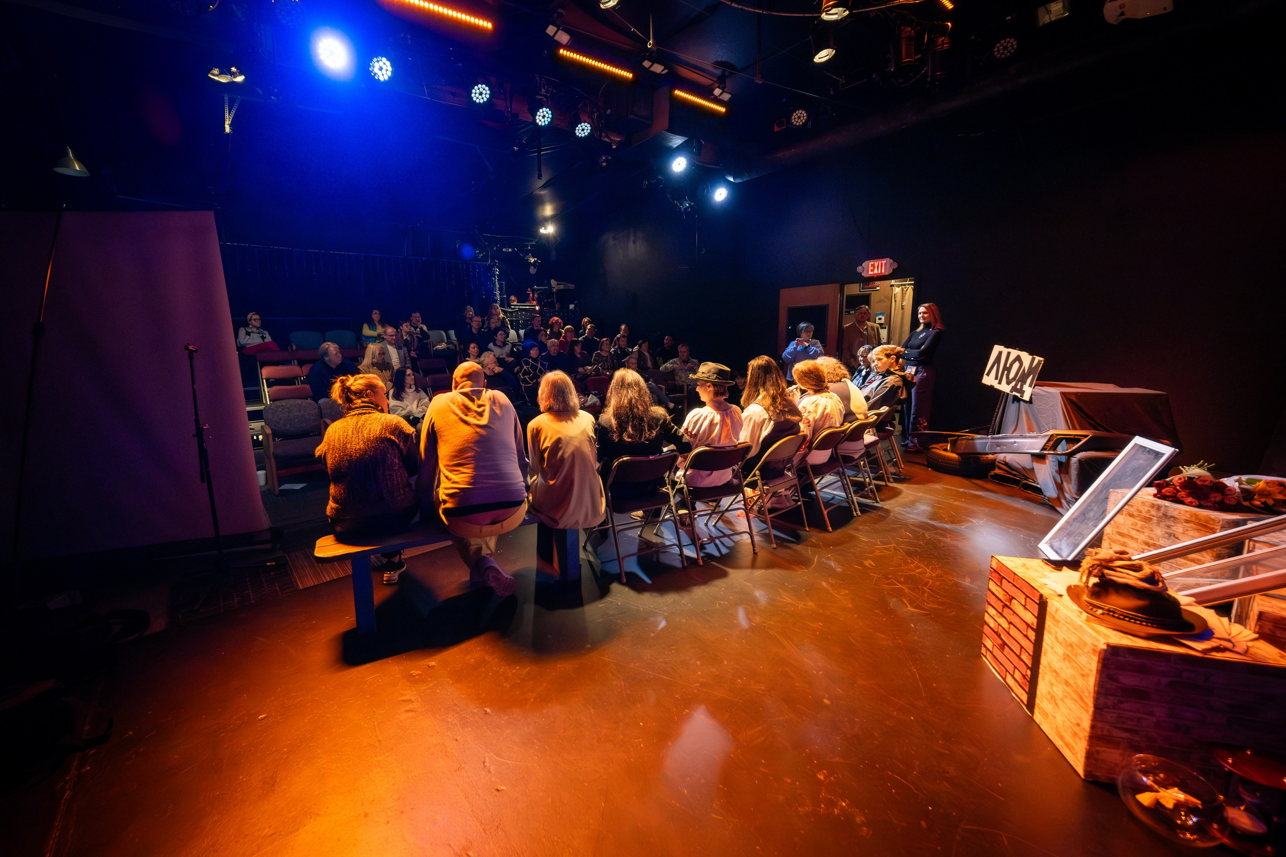 FISH DON'T CRY. Reportage concert portrait photography in the San Francisco Bay Area