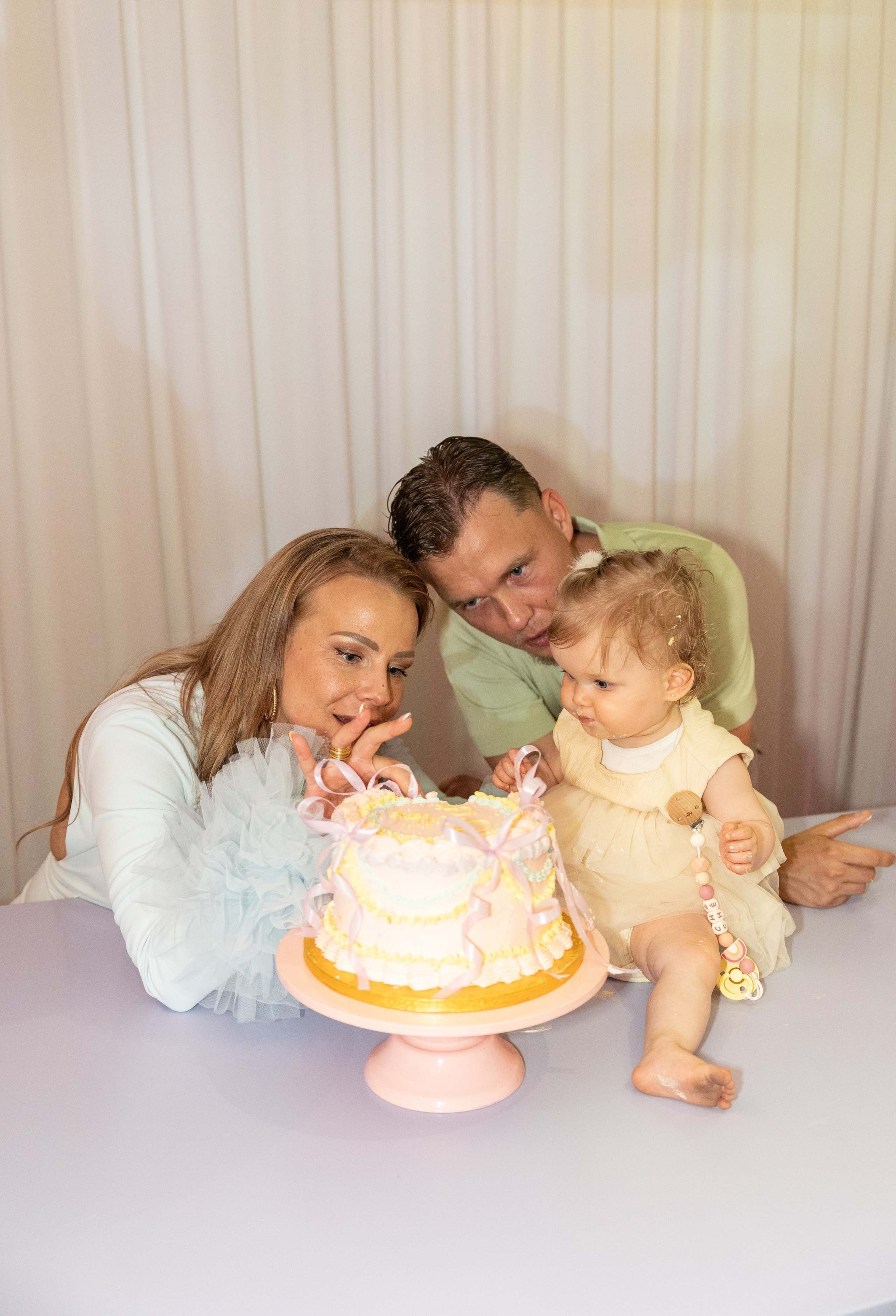 1 st Birthday. Portrait and Family Photographer in Netherlands