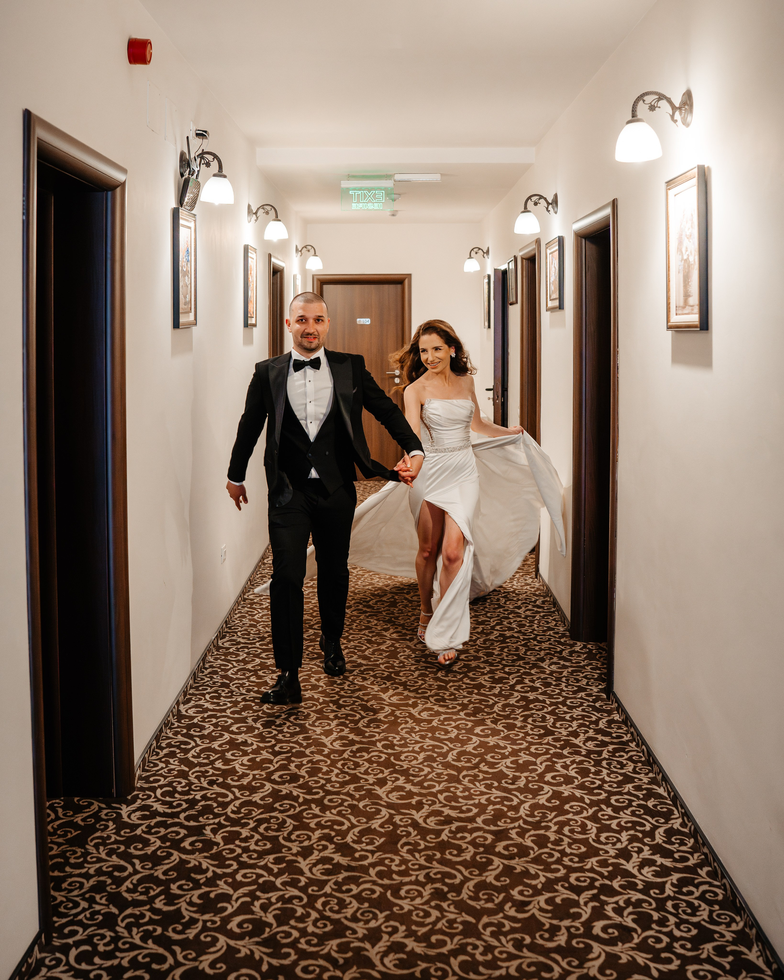 Fotograf de nunta Bacau. Nunta la Havana. Nunta in Targu Ocna. Foto-video nunta Bacau 