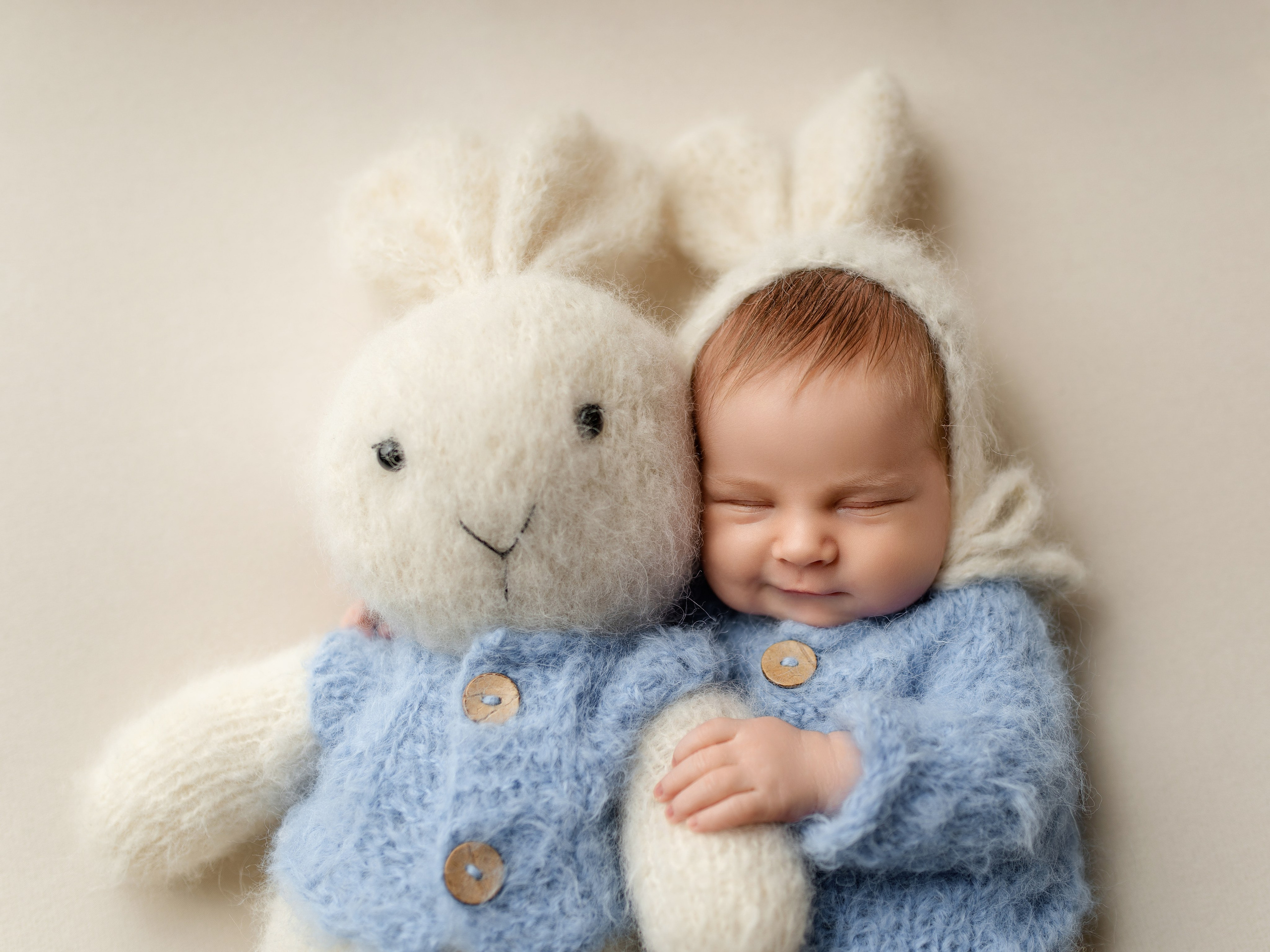 Esu Aleksandra naujagimių ir kudikių fotografė iš Vilniaus