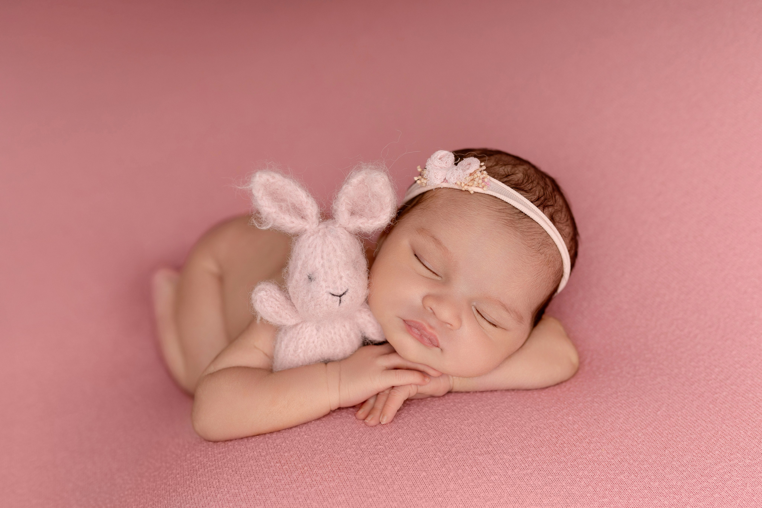 Esu Aleksandra naujagimių ir kudikių fotografė iš Vilniaus