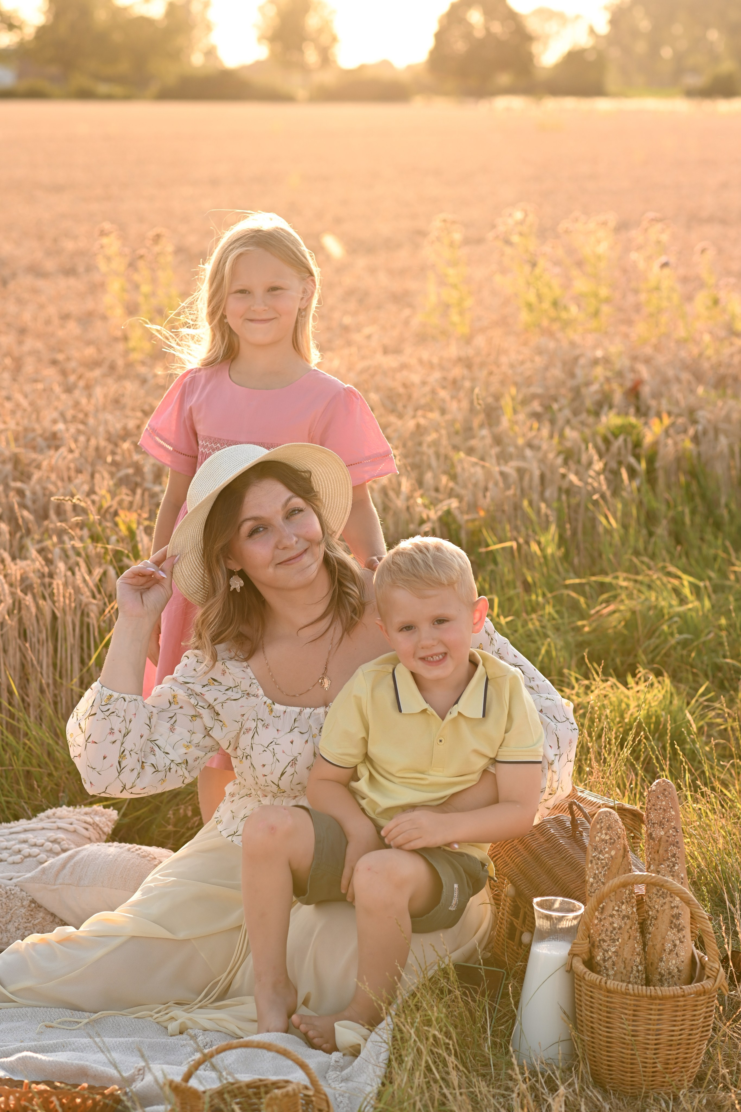 Familienfotoshooting im Studio & Outdoor |Köln, Aachen, Düren. Neugeborene, Baby Fotografin in Düren (NRW) - Vitalina Unruh
