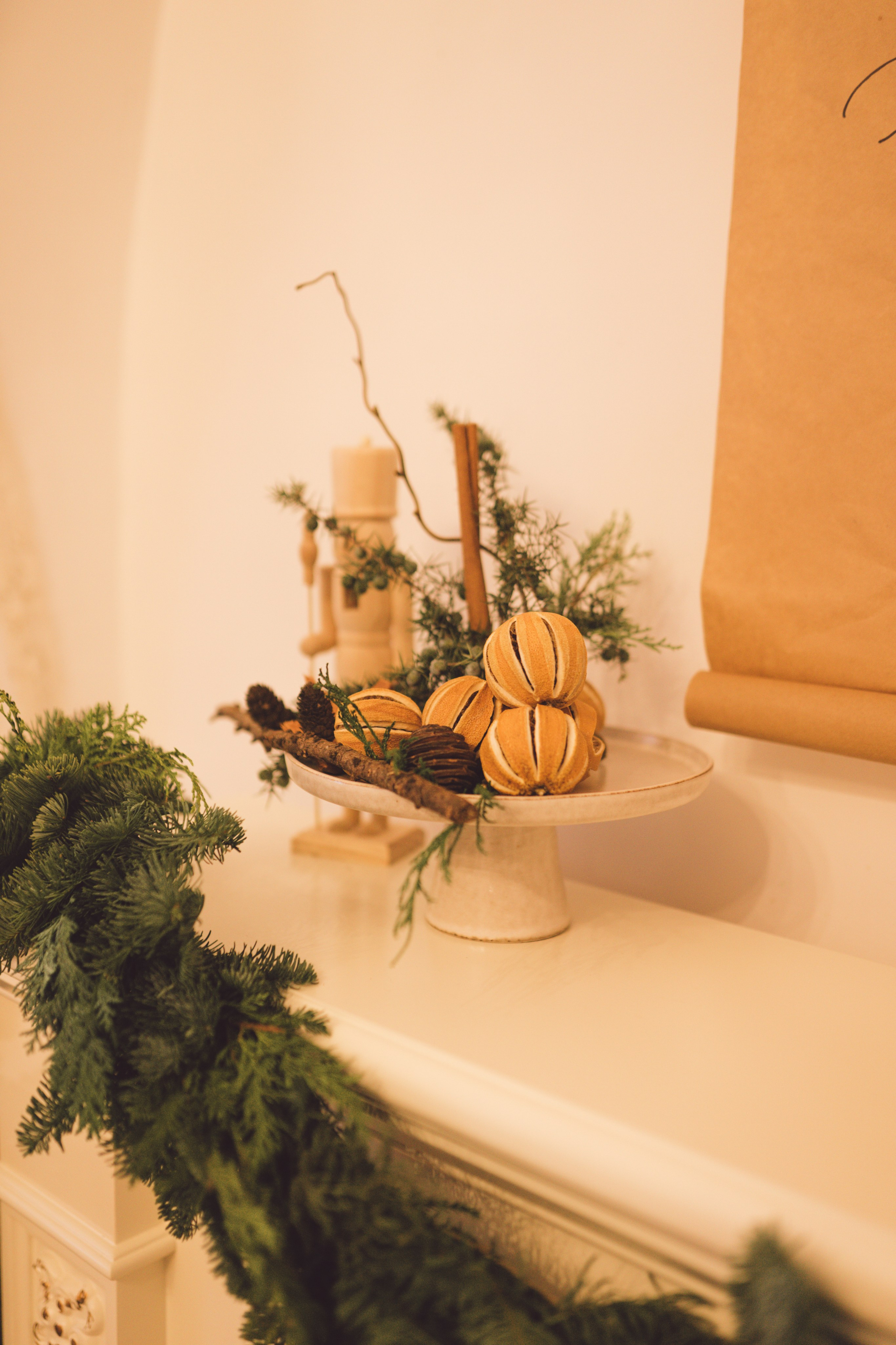 Fotografie de Eveniment Brașov: Povești Vizuale | Mădălina Beda. Madalina Beda- Artist vizual, fotograf, doula la nastere, consultant babywearing Brasov si in toata tara