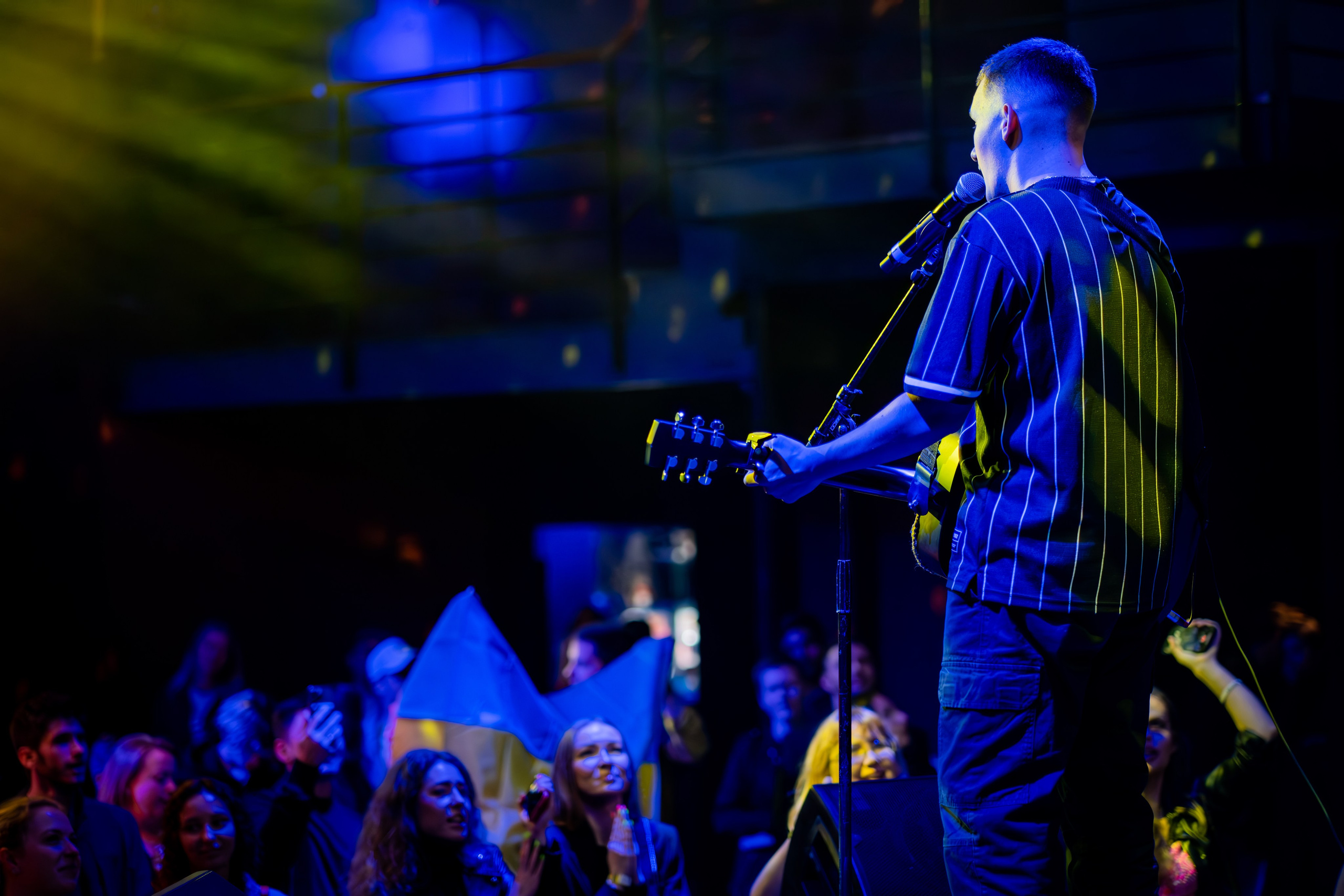 SHUMEI_YAKTAK_QUESTPISTOLS / 2023. Reportage concert portrait photography in the San Francisco Bay Area