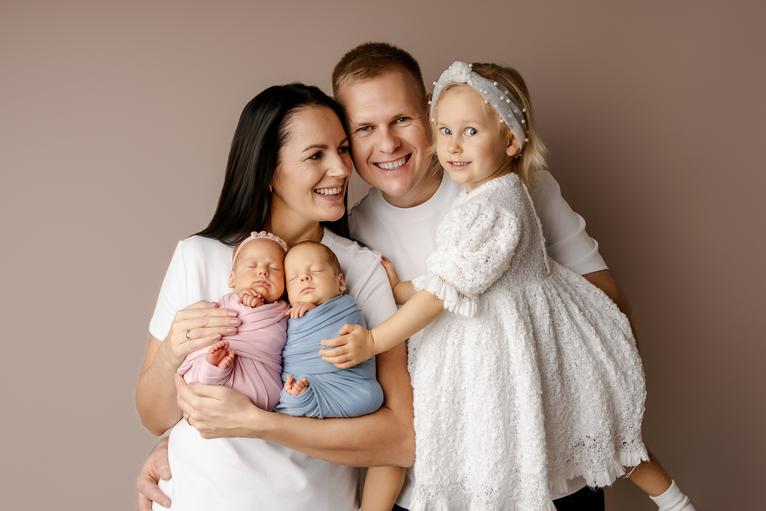 Esu Aleksandra naujagimių ir kudikių fotografė iš Vilniaus