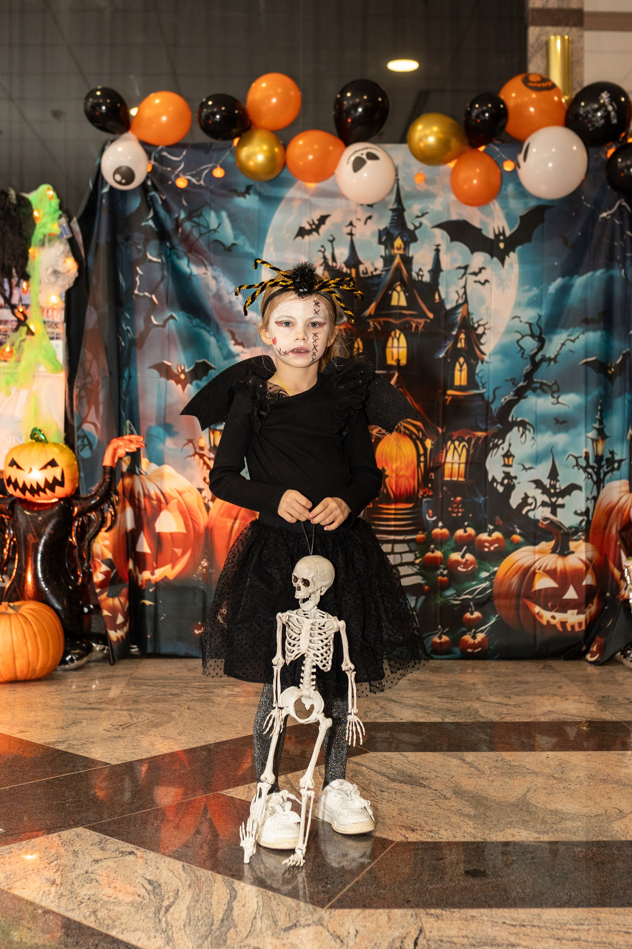 Leo dance studio Helloween 2025. Семейный и детский фотограф в Варшаве Мила Бобровская