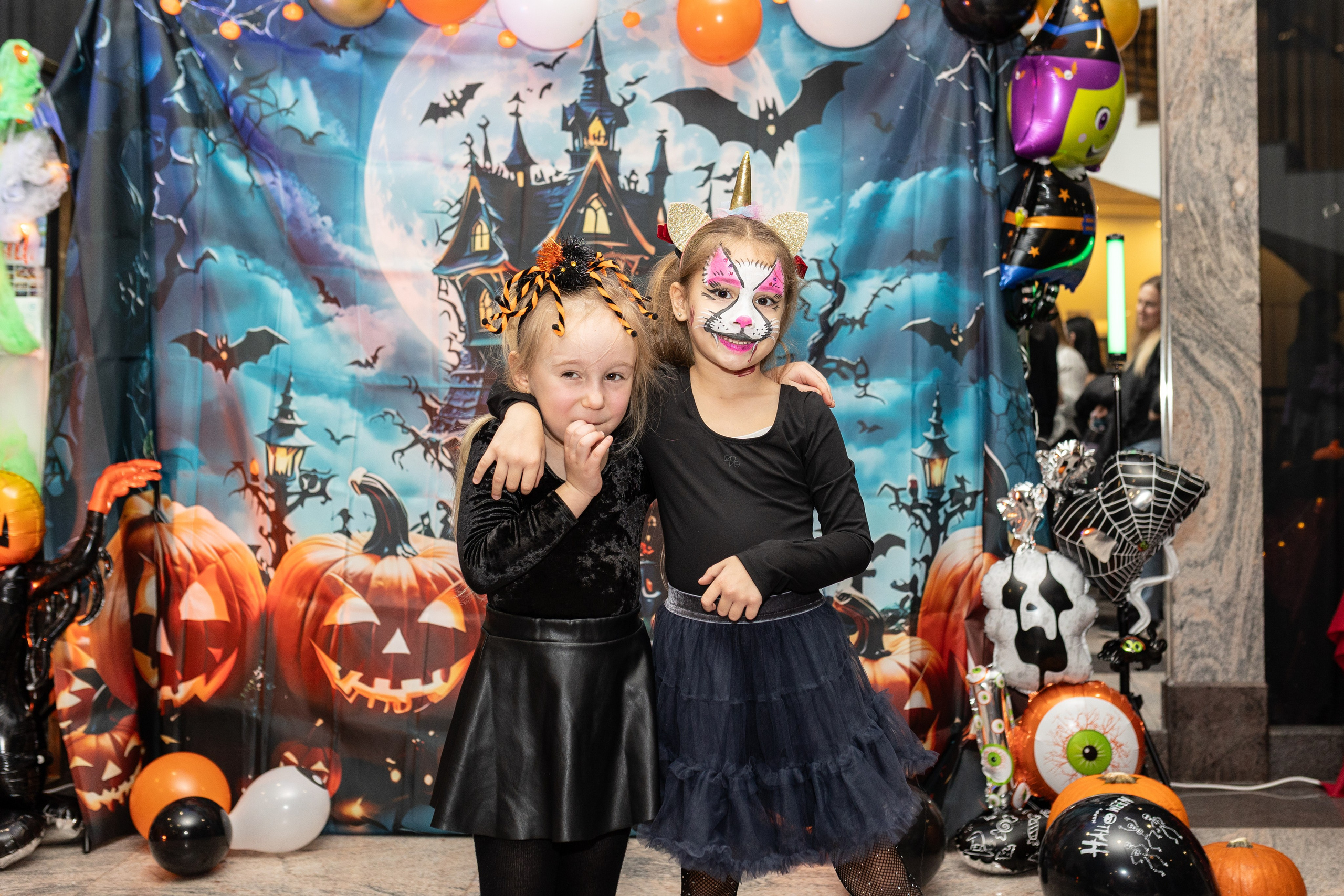 Leo dance studio Helloween 2025. Семейный и детский фотограф в Варшаве Мила Бобровская