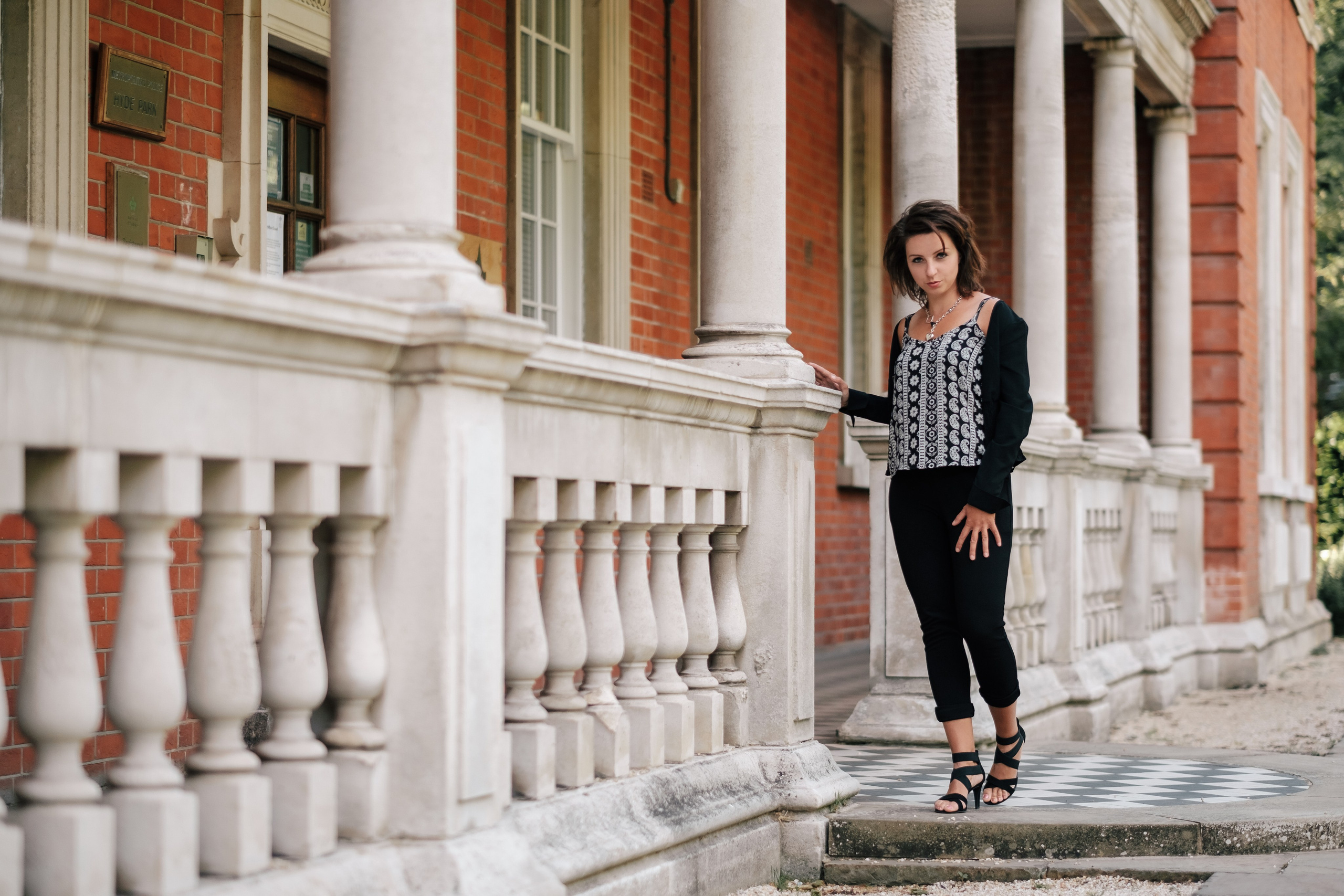 Urban fashion. Fashion and portrait photographer in London Roman Pilipenko