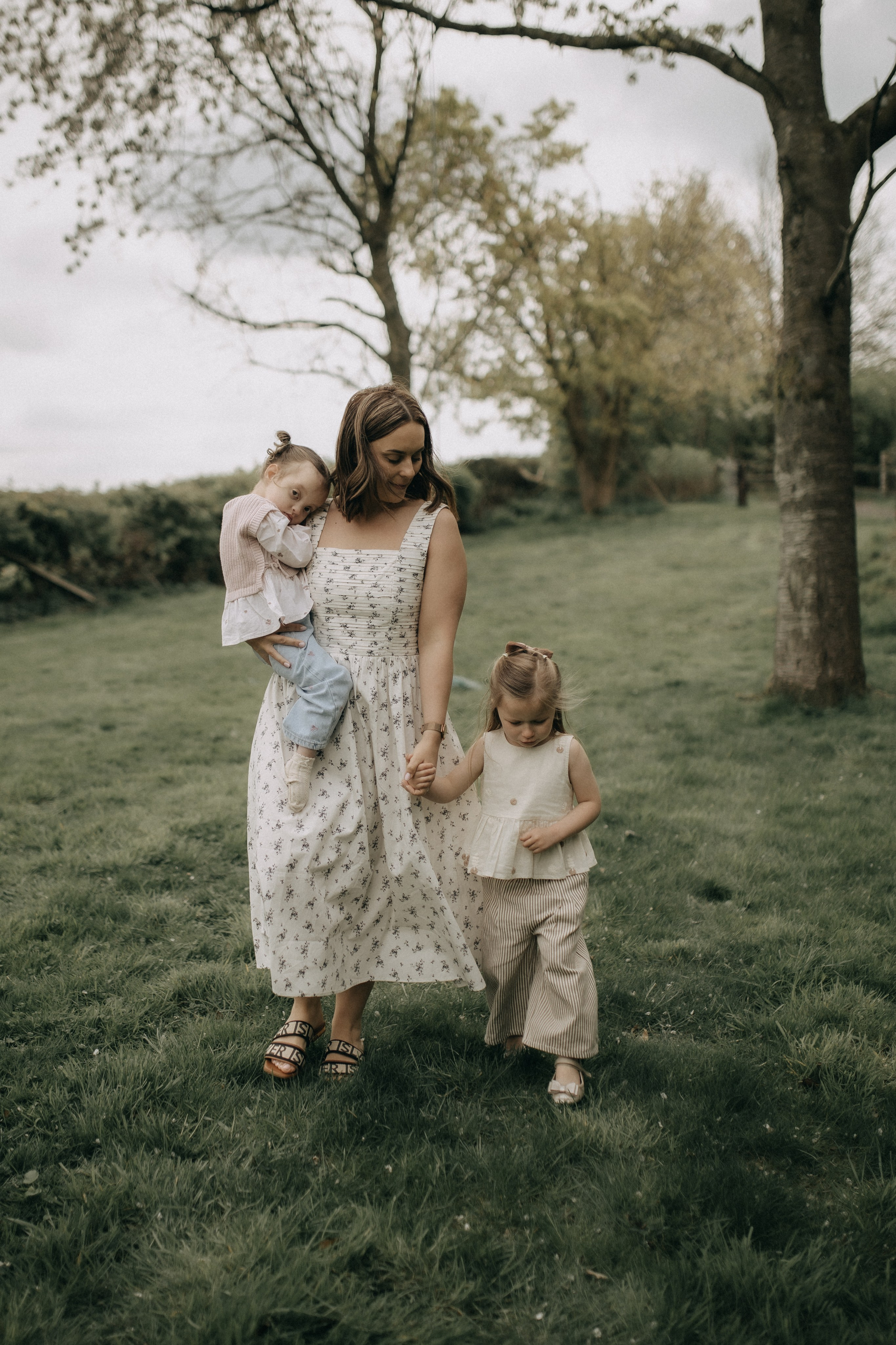 Family. Yorkshire Wedding and Portrait Photographer Evie Moon