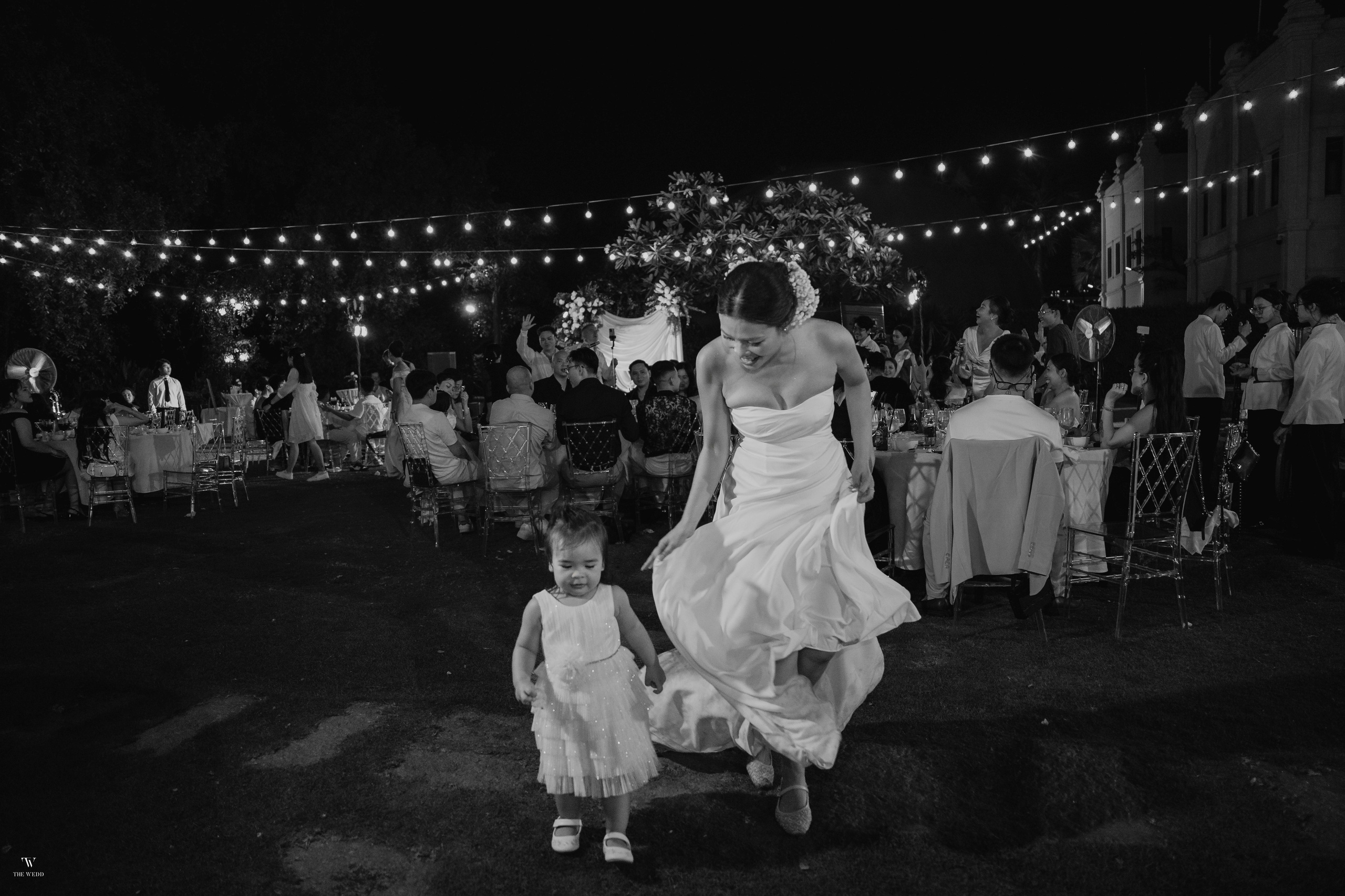 ALEX & NICOLE. WEDDING PHOTOGRAPHER IN VIETNAM