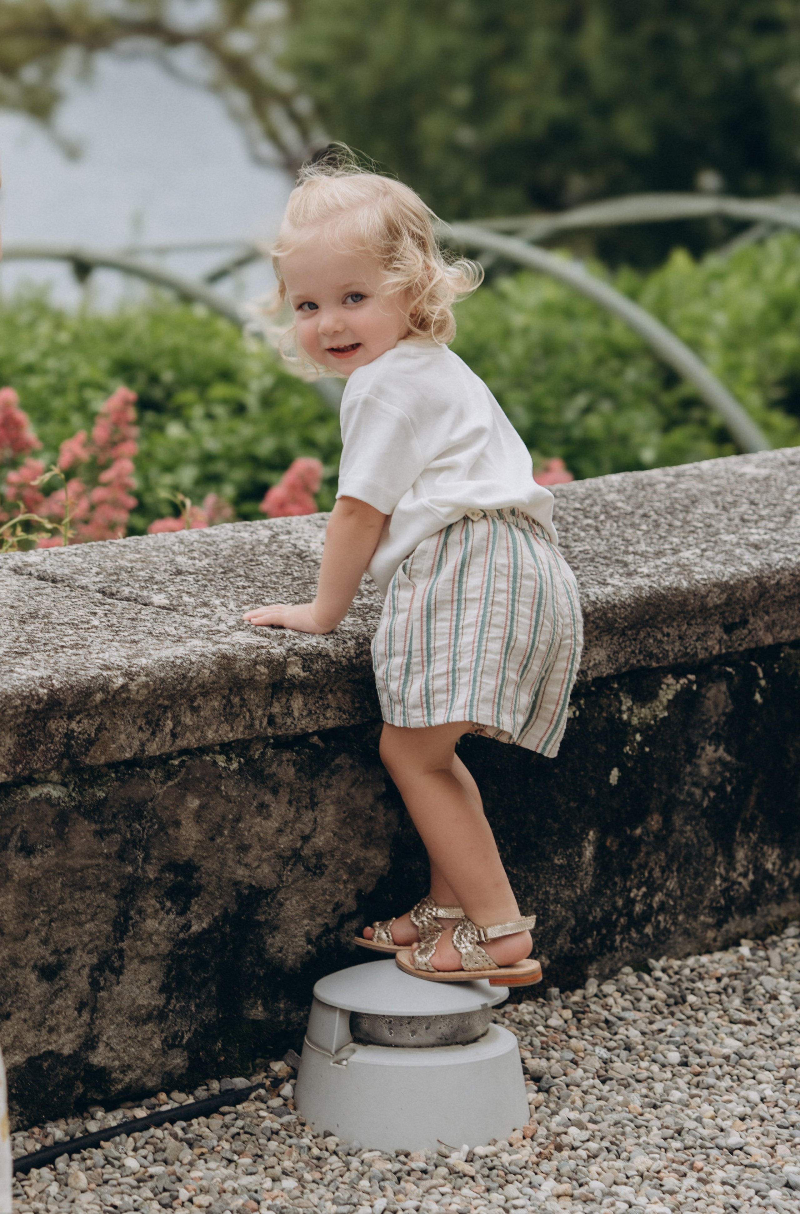 Family moments in Como Lake. PHOTOGRAPHER IN ITALY