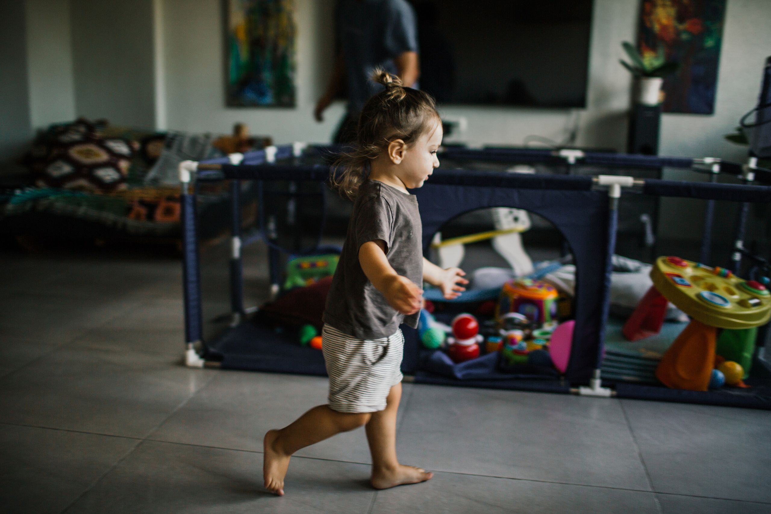 Home story. Family photographer in Israel