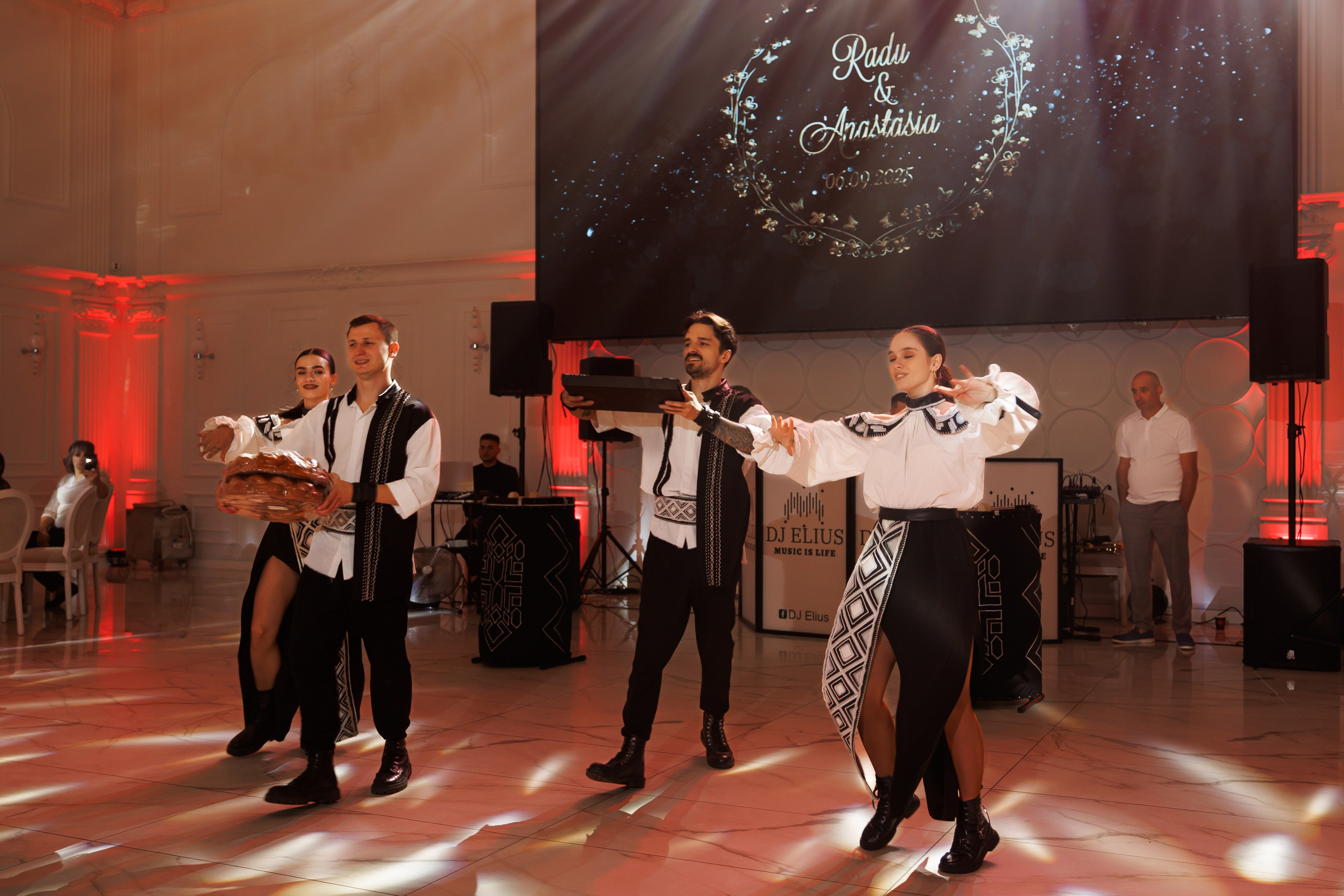 Fotograf nunta chisinau. Dinu Malancea. Dinumalancea.com — fotograf de nunta si familie. Moldova, Romania, UE