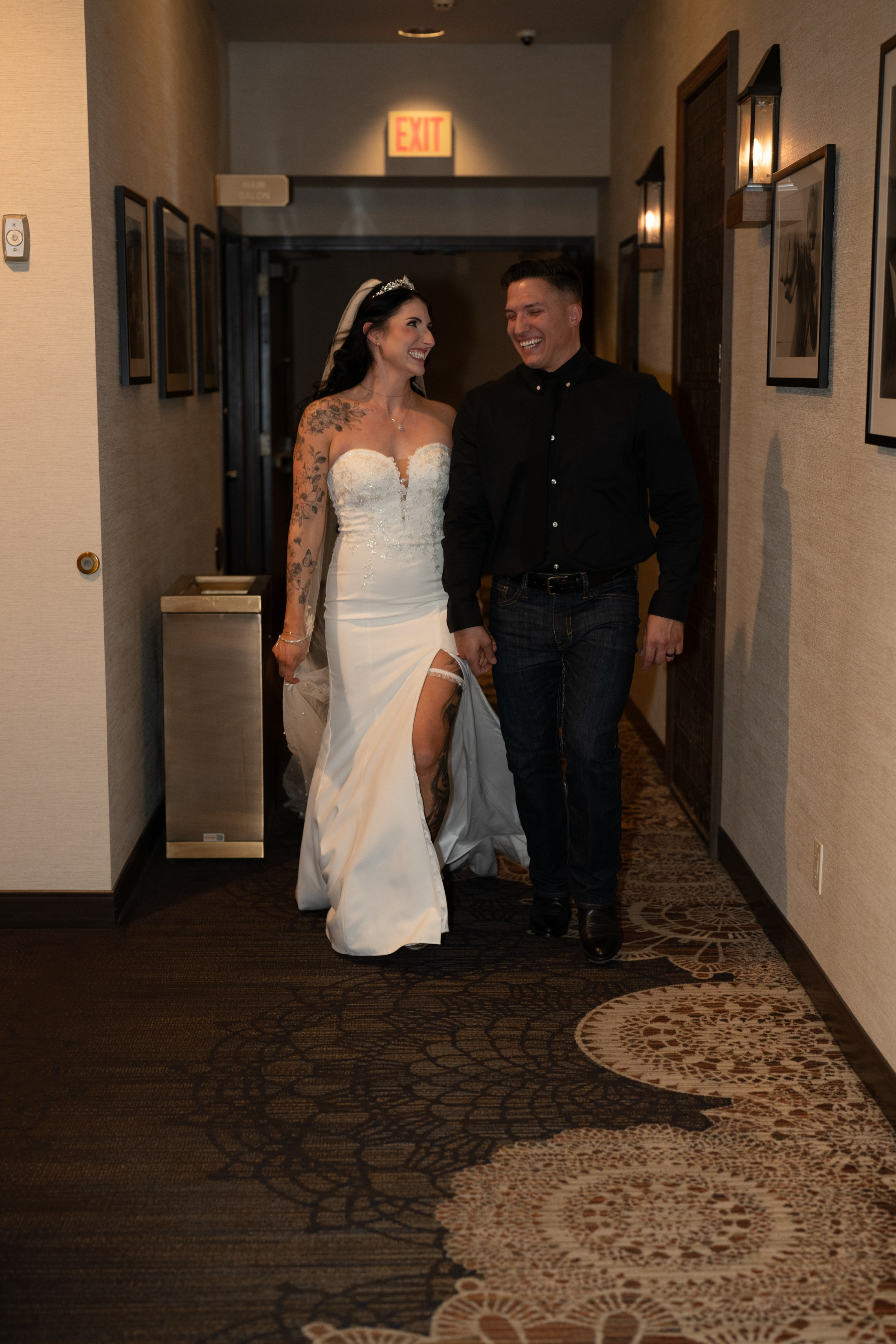 Krystina&Raymond. Wedding & elopement photographer Viktoriya Kravtsov. Las Vegas