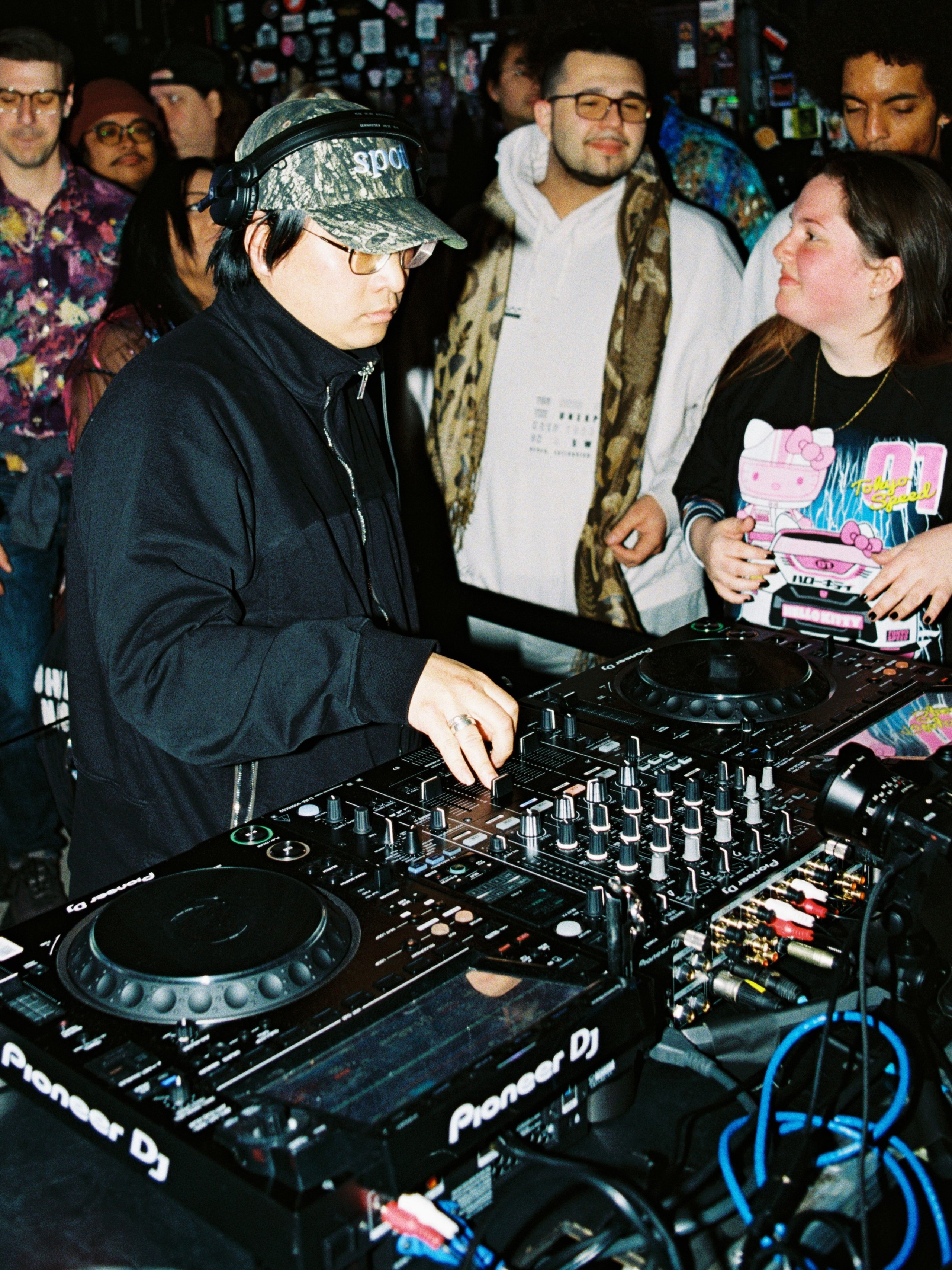 MUSIC AND EVENT. 35mm Photography by Brad Zgonena based in Chicago, IL