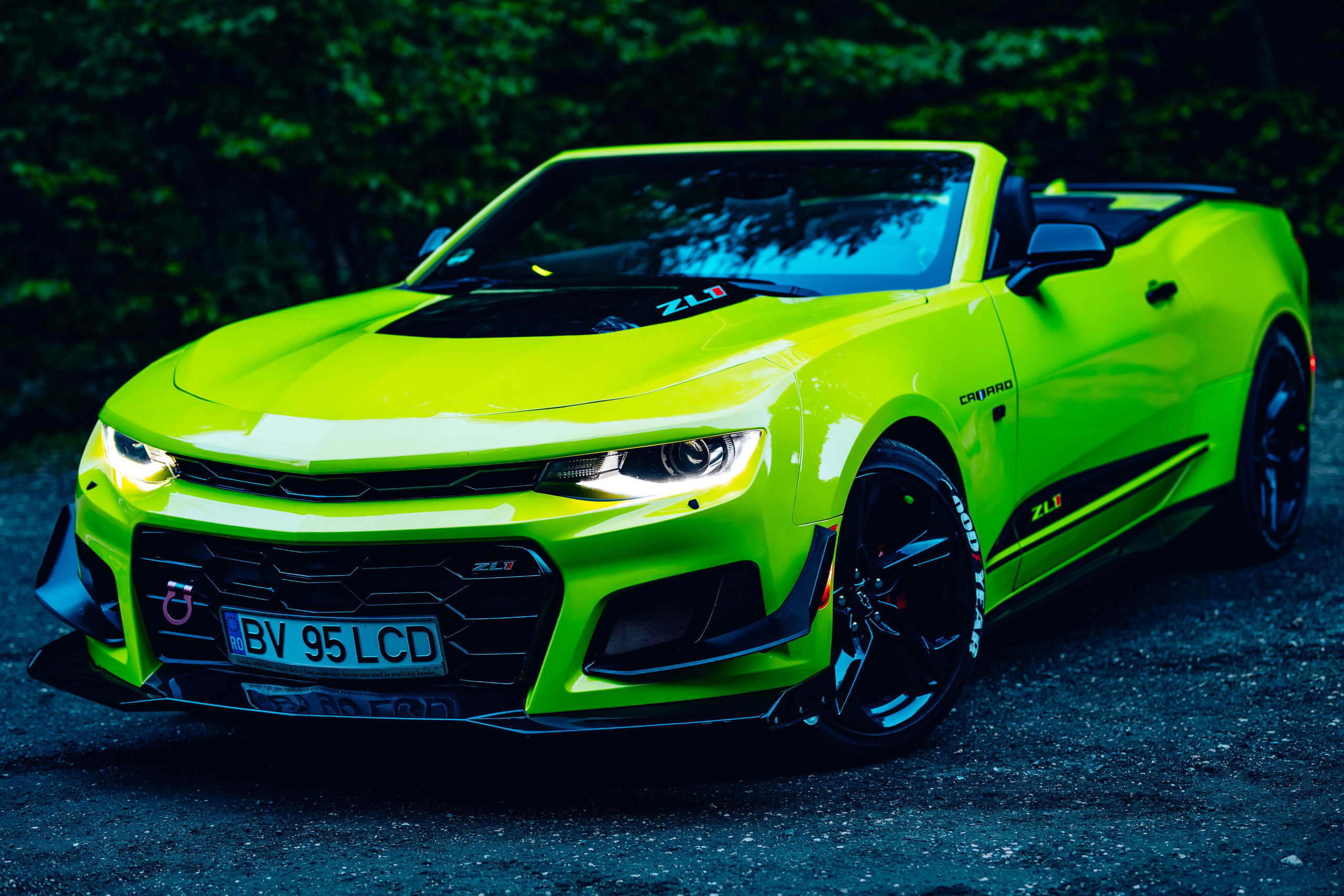 Masini. Ionut Brehuescu — Fotograf