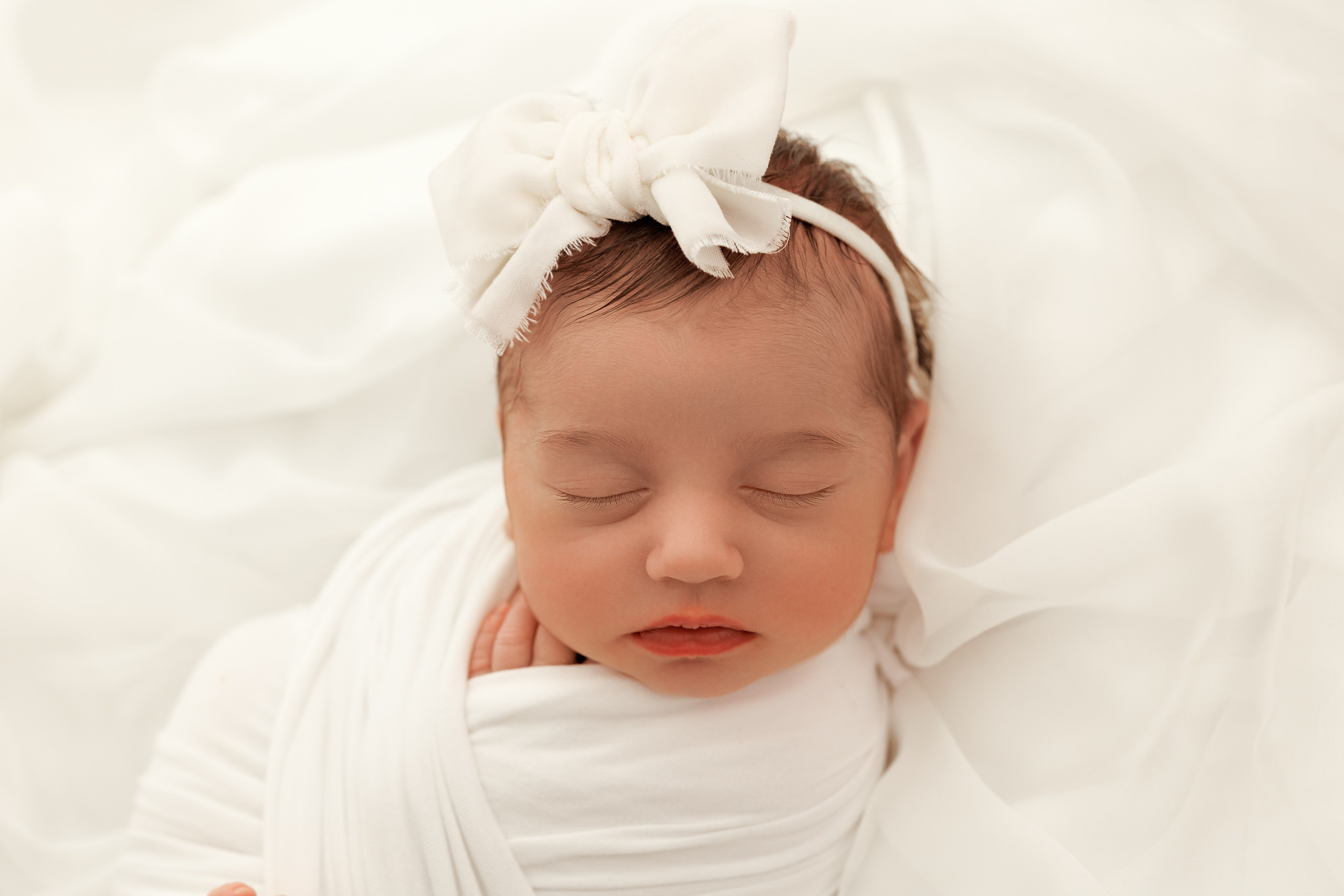 CLELIA NEWBORN. Yulisphotography Ravenna - Fotografo Romagna // Fotografo Gravidanza