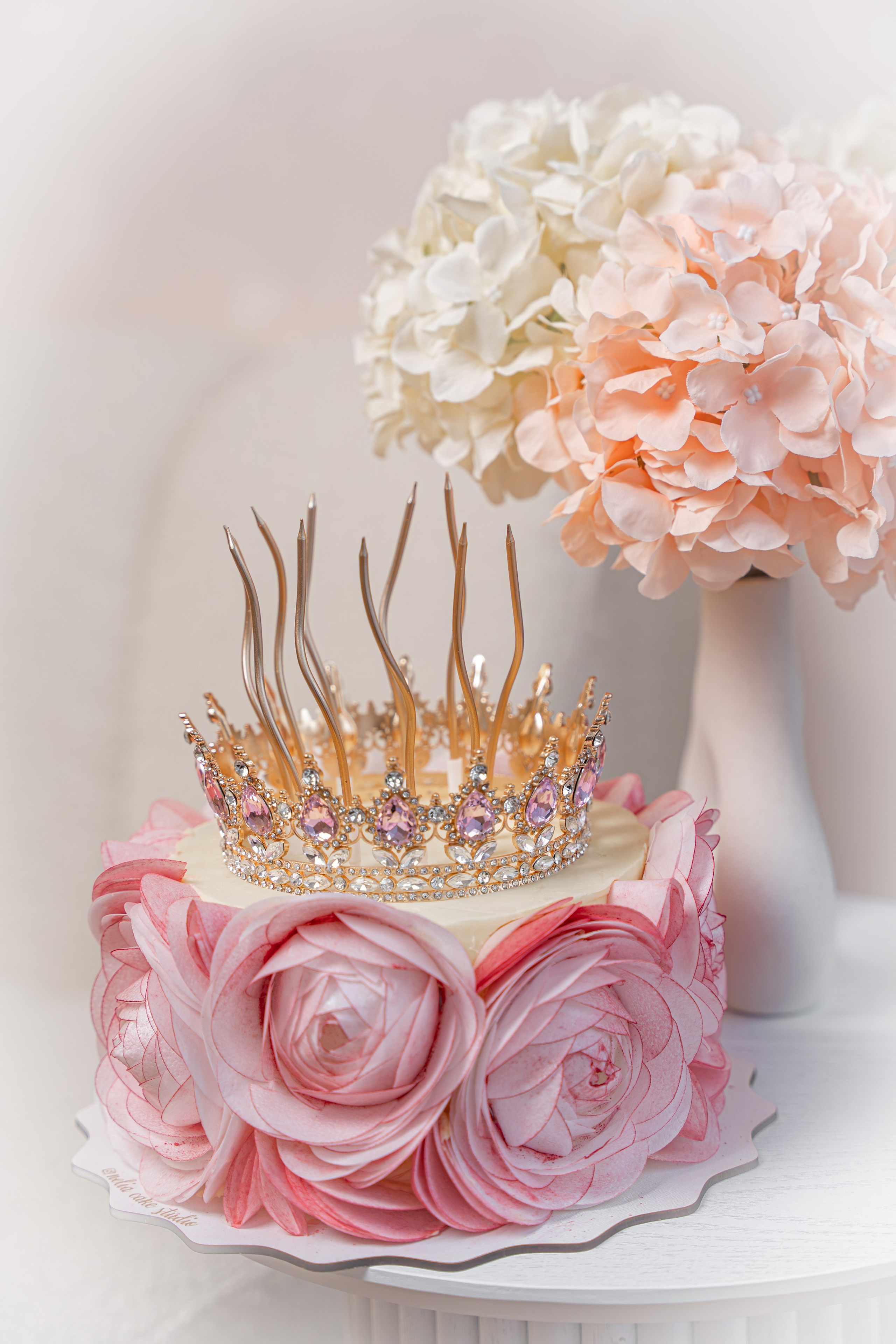 Nelia-studio. Tonya Kyrylenko photographer in London