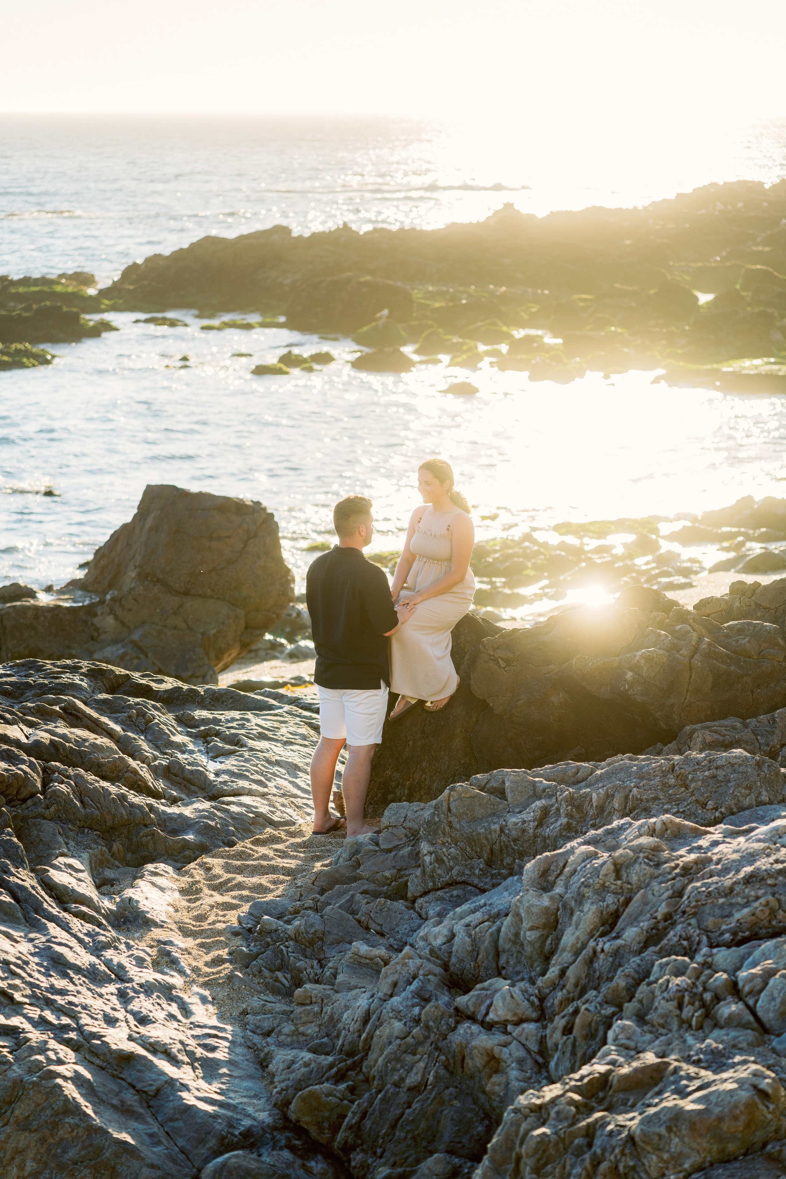LOVE STORY ON THE BEACH. Photographer in Portugal Polina Gotovaya