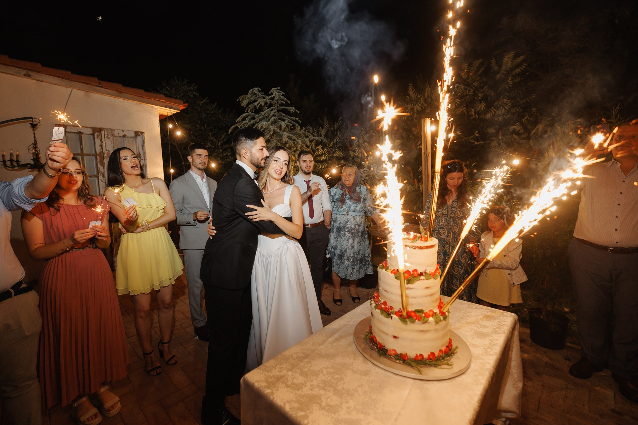 Mihaela si Nicolae - Nunta in locatie in aer liber la Nouvelle Events. Fotograf nunta Bucuresti - Manu Ivanciu | Fotograf botez