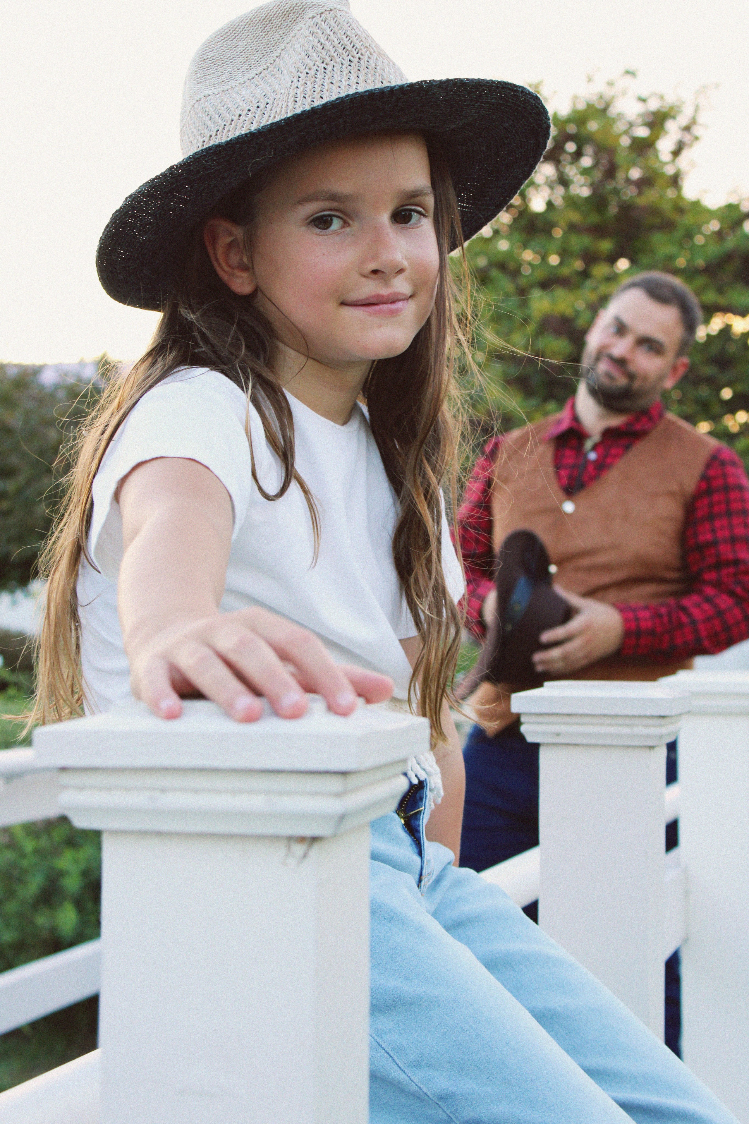 Texas Countryside Family Photoshoot in Cowboy Style. Lana Petrychenko — Portrait & Family Photographer. Valencia, Spain