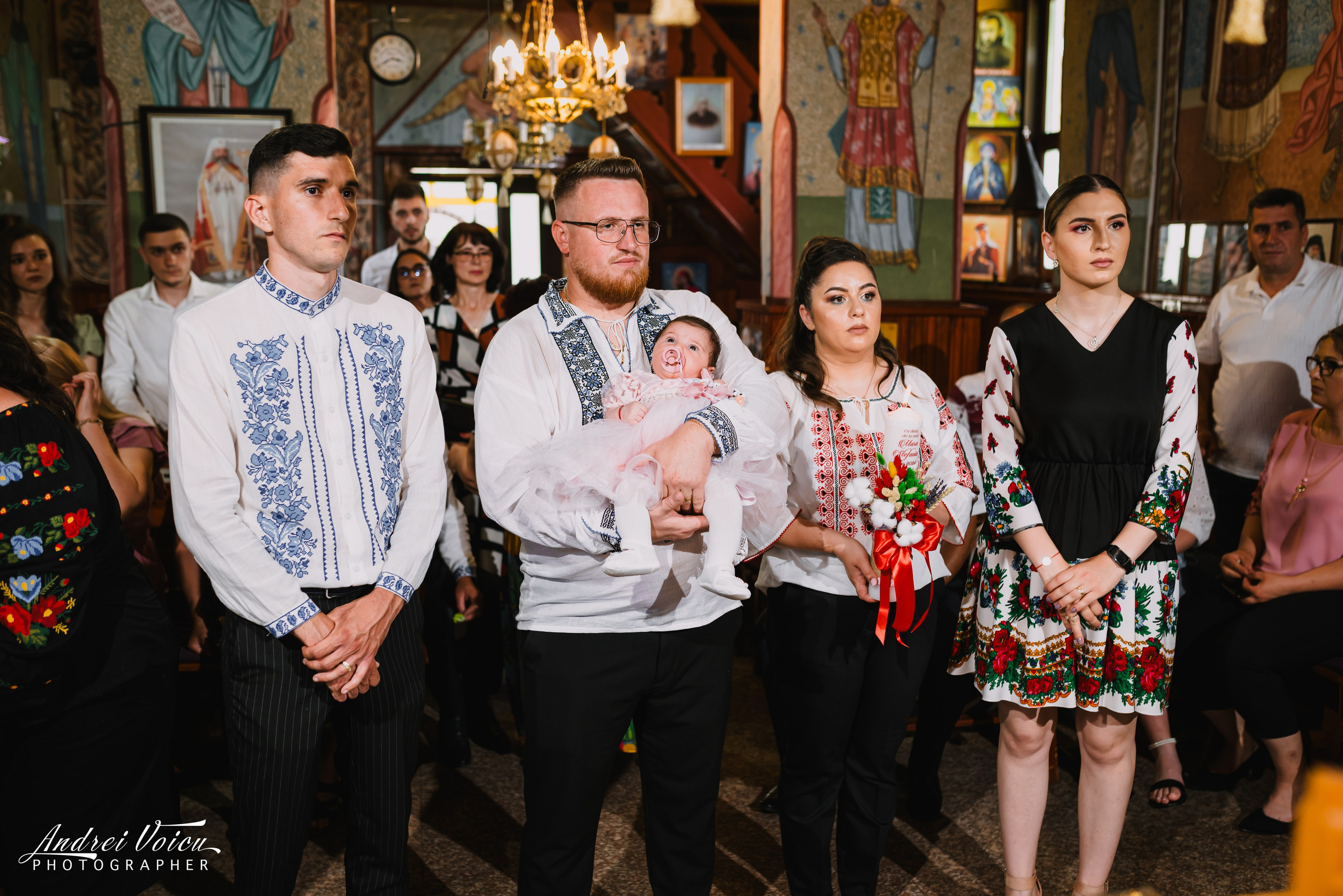 Fotografia de botez. Andrei Voicu Fotograf. Povești nescrise, surprinse atent