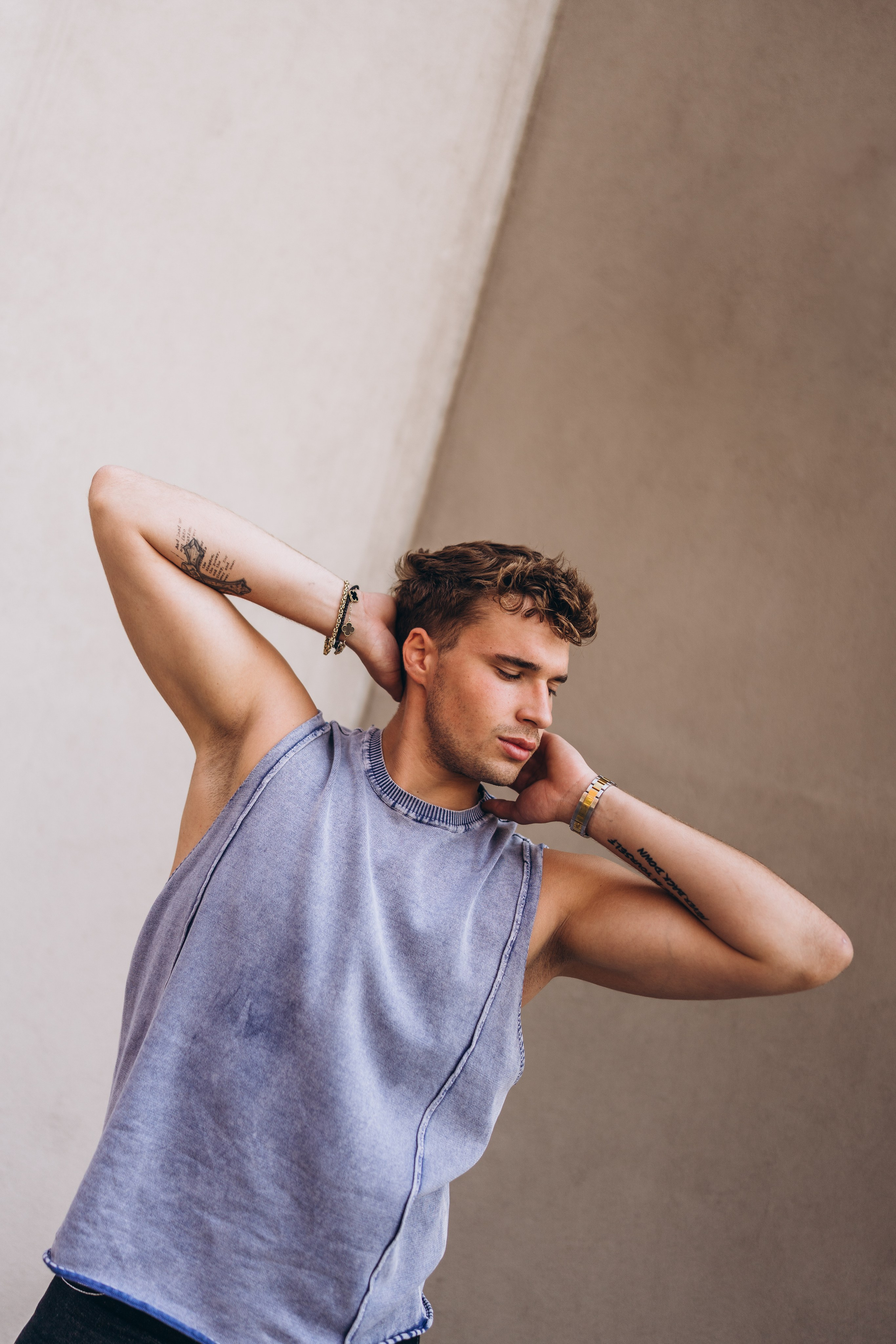 Anton NHL. Calgary Wedding & Lifestyle Photographer — Yevhen Polishchuk