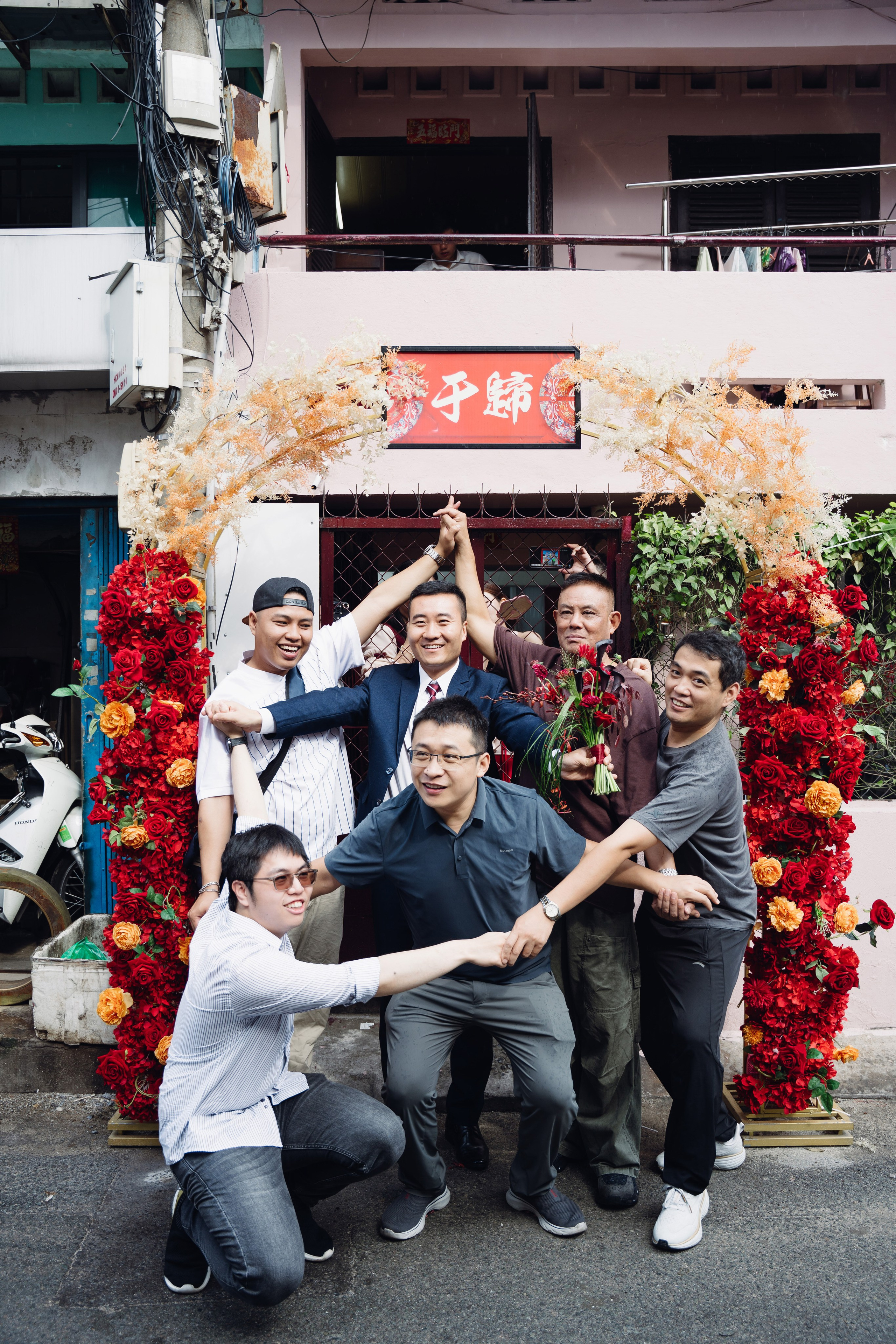 Zhang + Dinh | Photojournalism. BenColor Studio