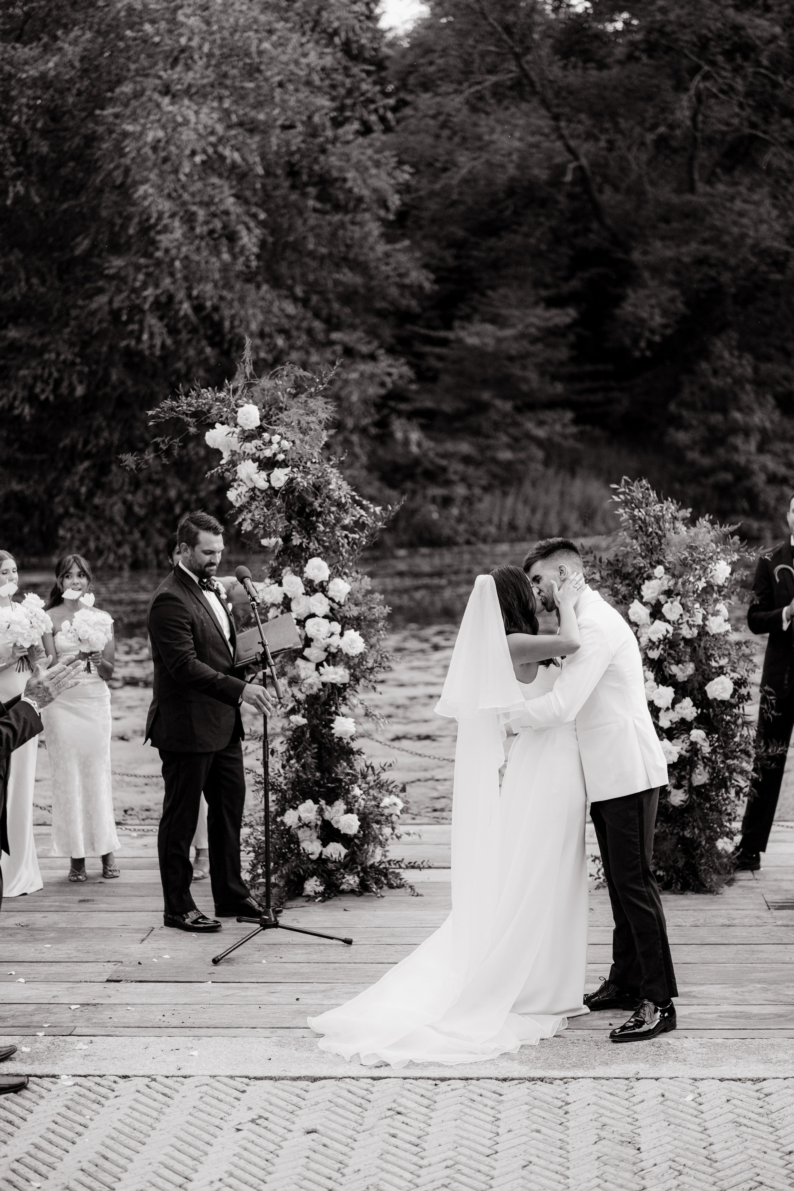 Jullieanne and Ryan. Wedding photographer and videographer New York | New Jersey