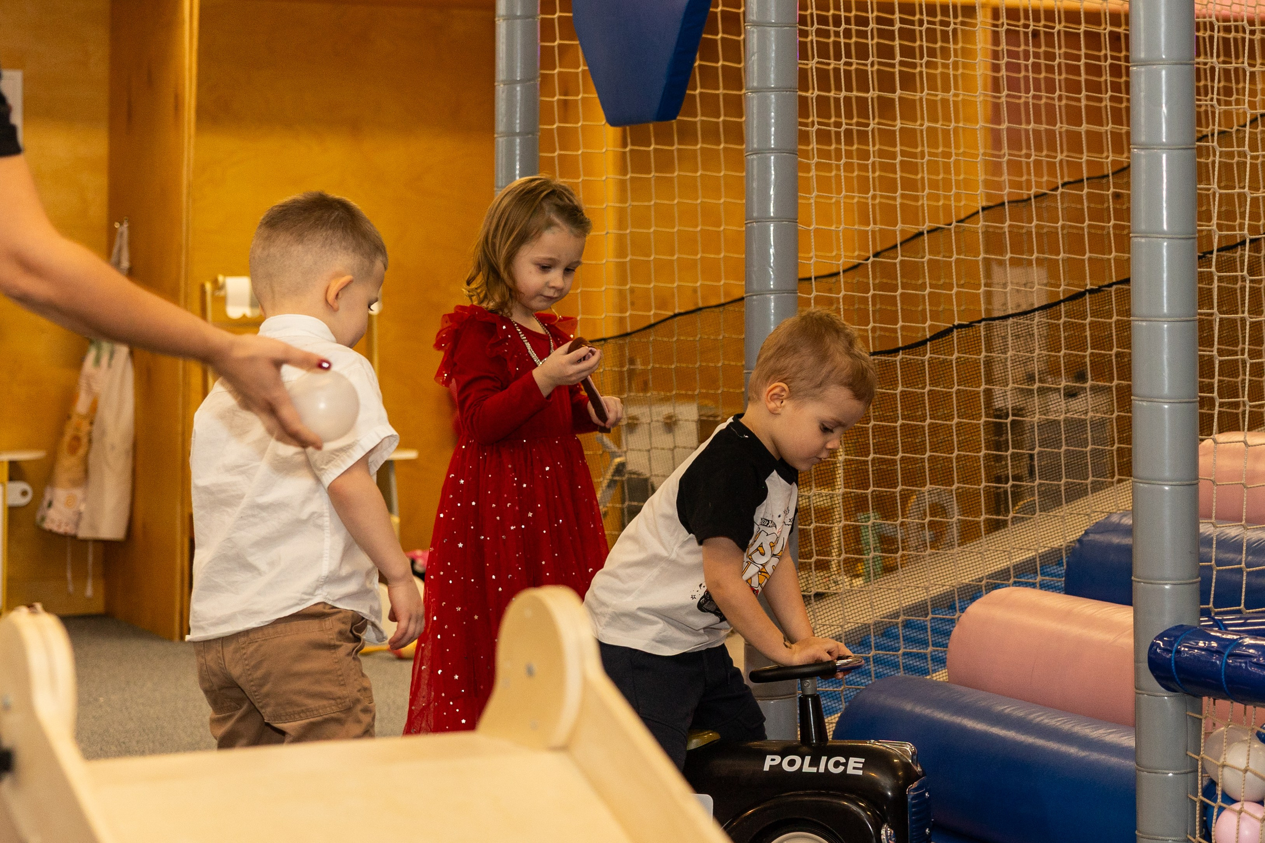 День рождения Артёма 24 января 2026 года. Семейный и детский фотограф в Варшаве Мила Бобровская