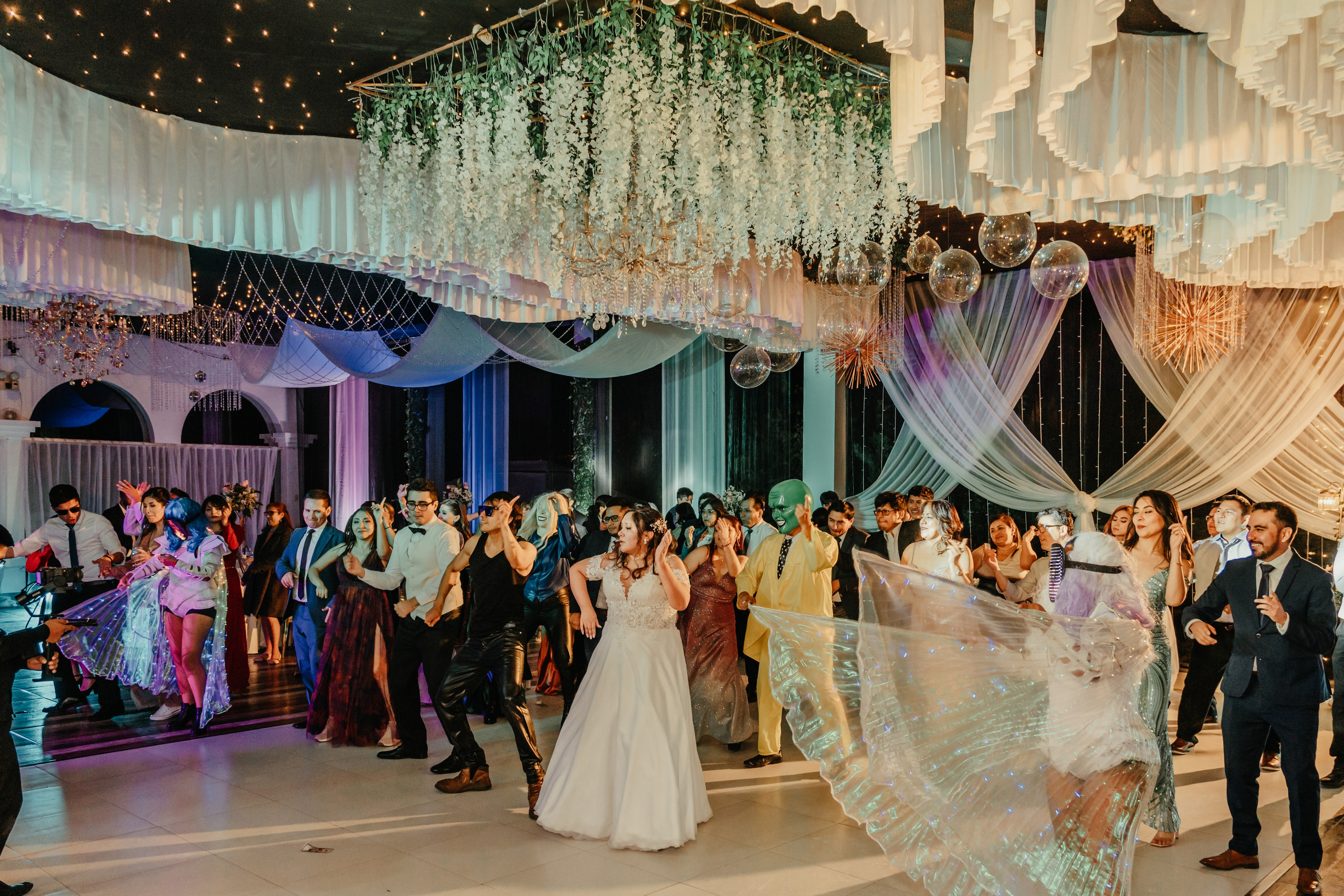 VANIA + LUIS BODA CIVIL. Studio KVTA | Fotografía y Video de Bodas en Arequipa
