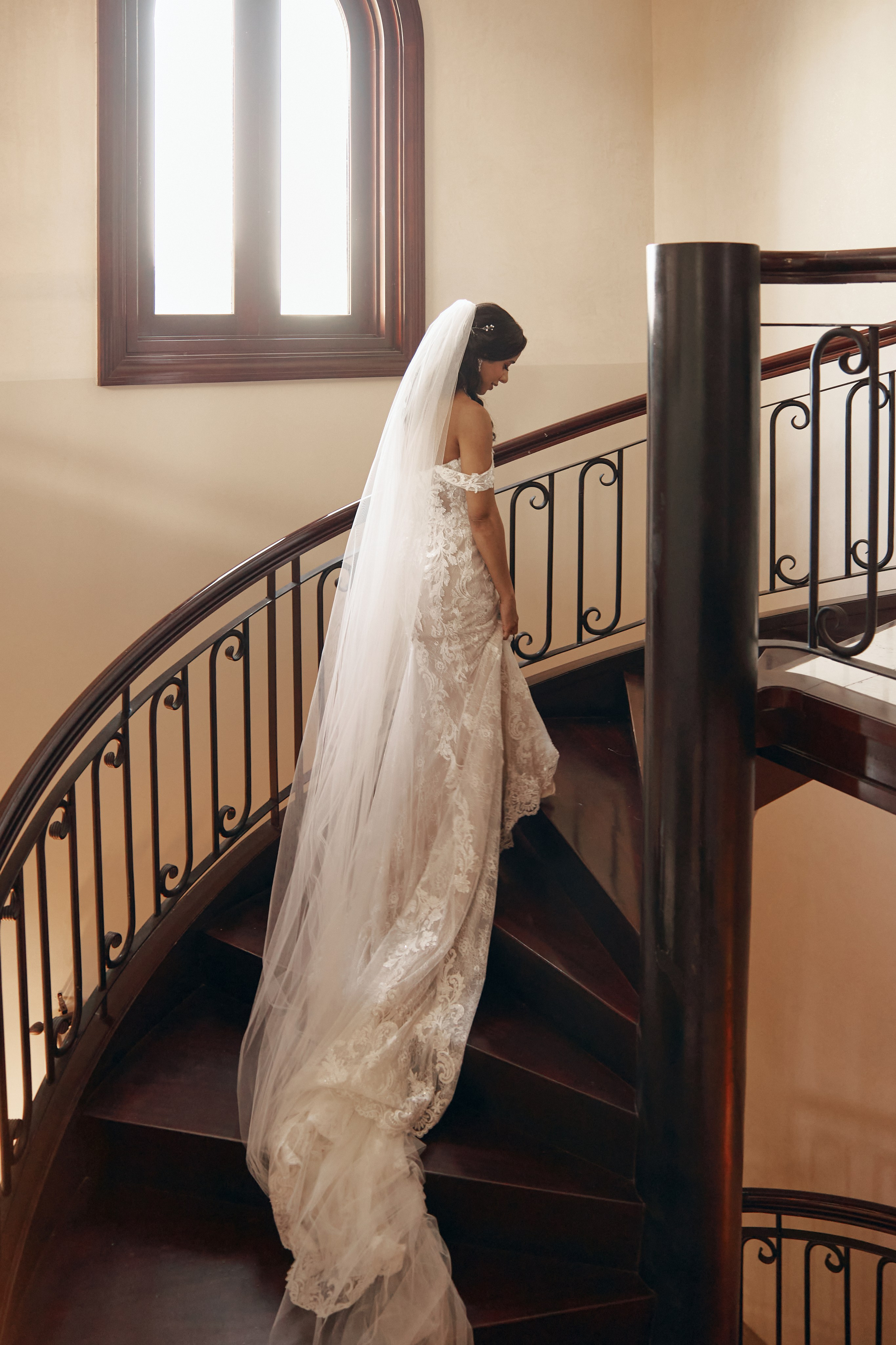 WEDDINGS. Female Photographer in Dubai