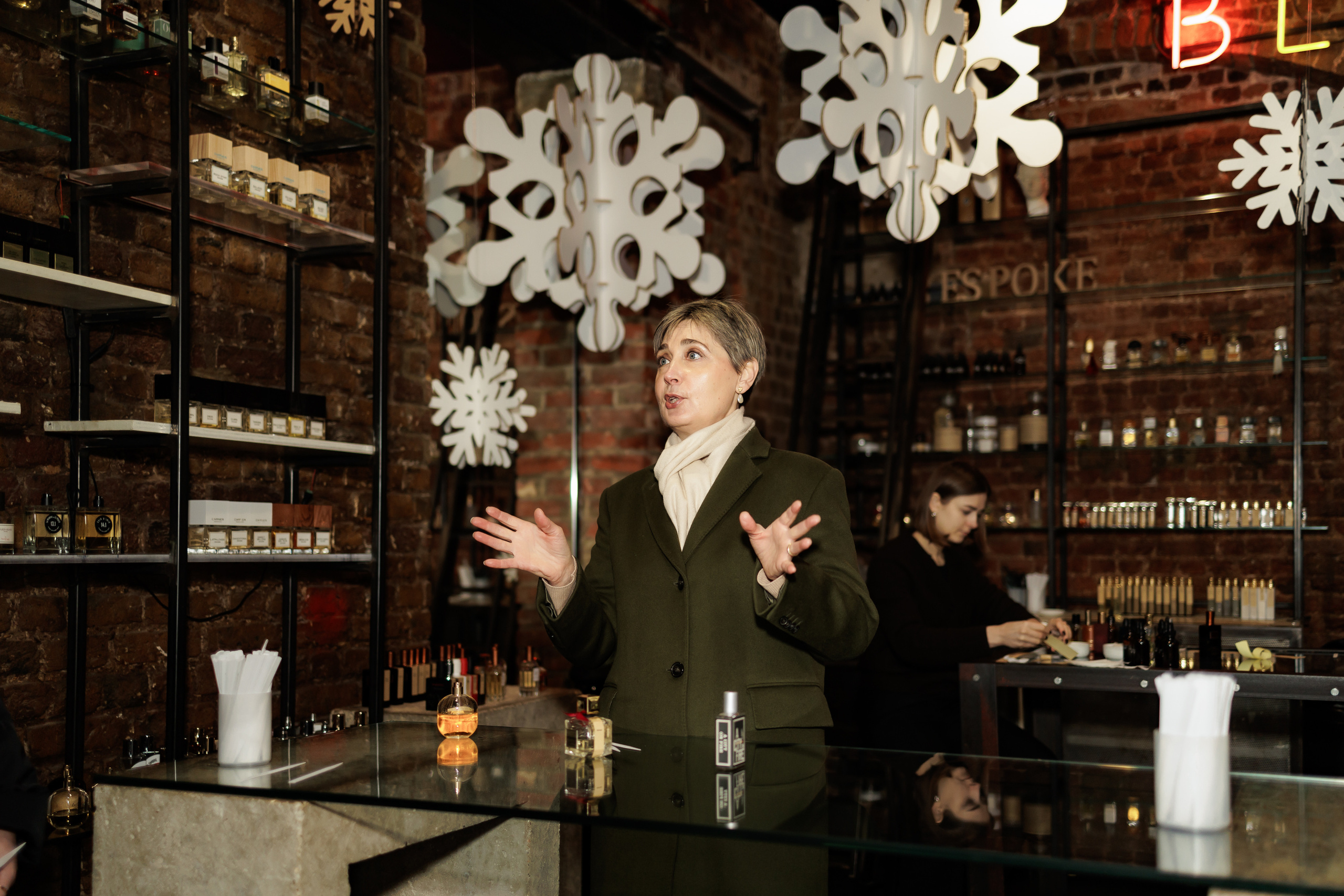 CONTENT PHOTOGRAPHY PERFUME TOUR. Professional garden design and photography services in London