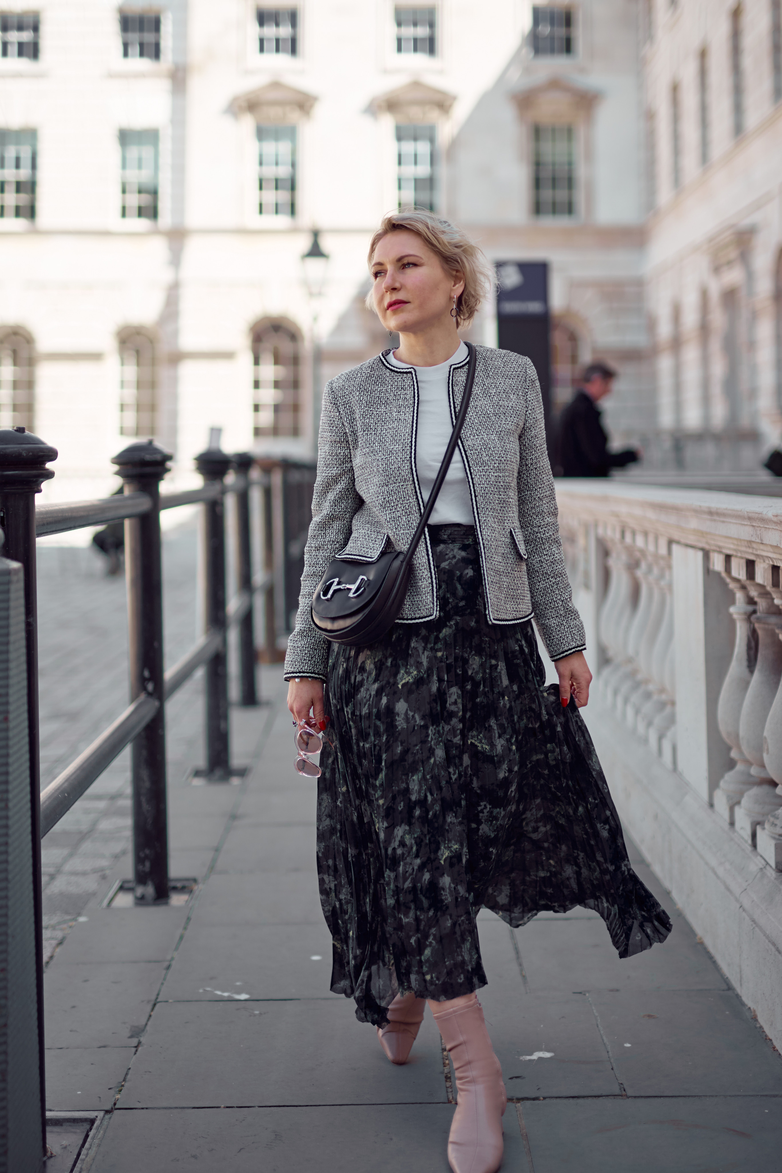 PERSONAL BREND INTERIOR DESIGNER. Professional garden design and photography services in London