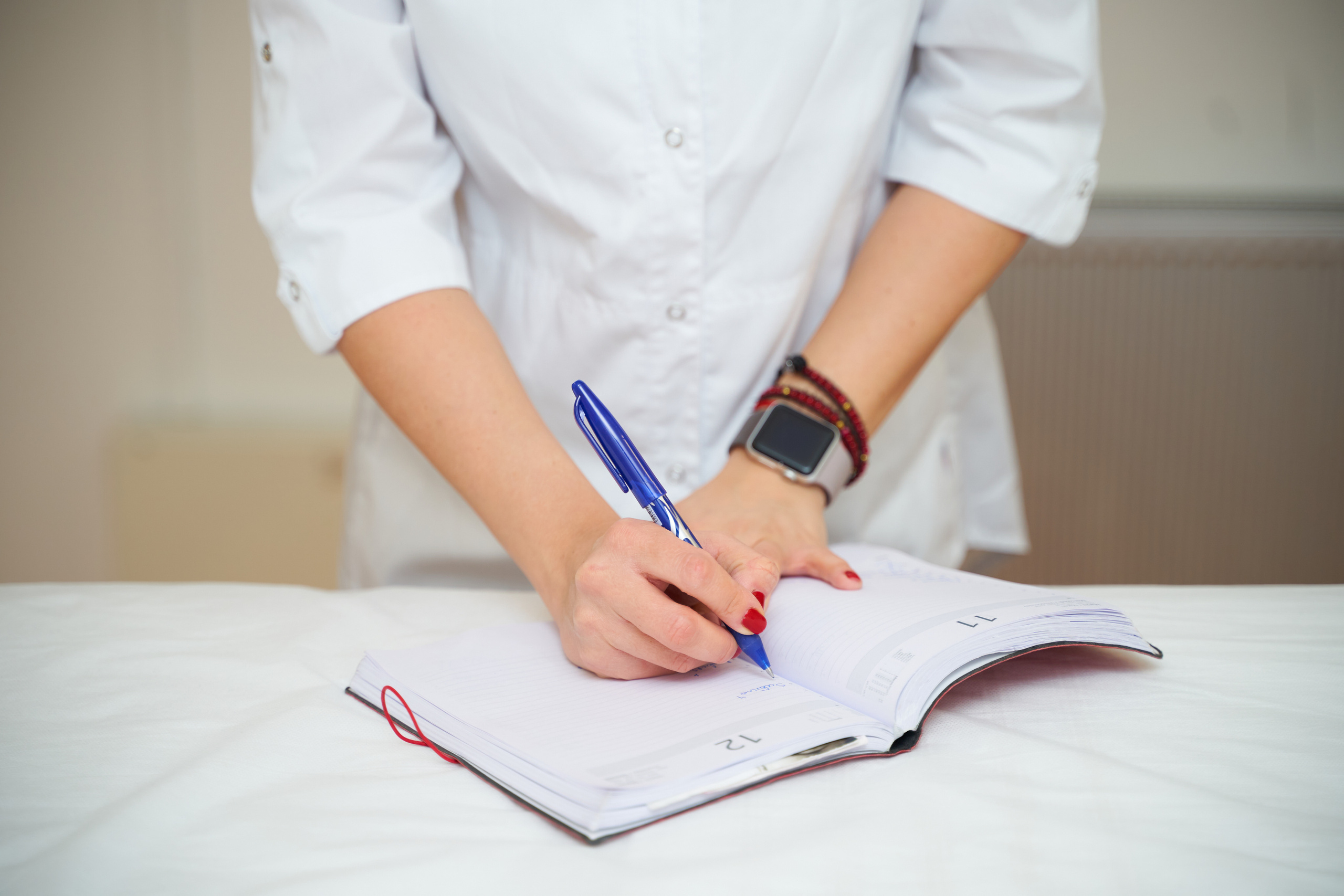 CONTENT LPG SALON. Professional garden design and photography services in London