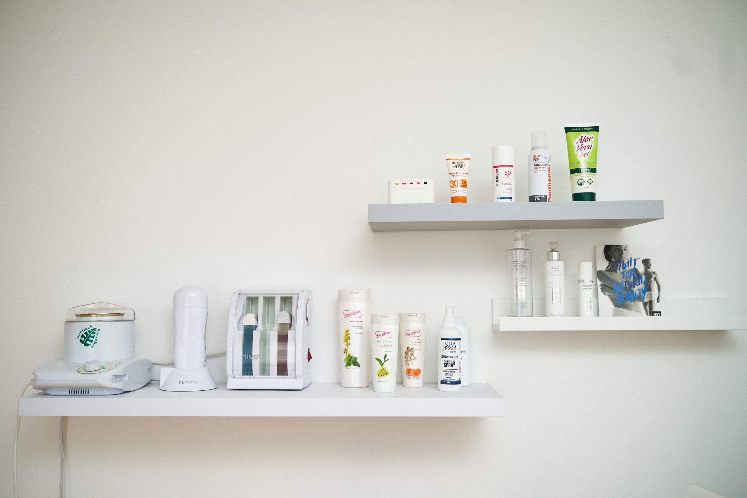 CONTENT LPG SALON. Professional garden design and photography services in London