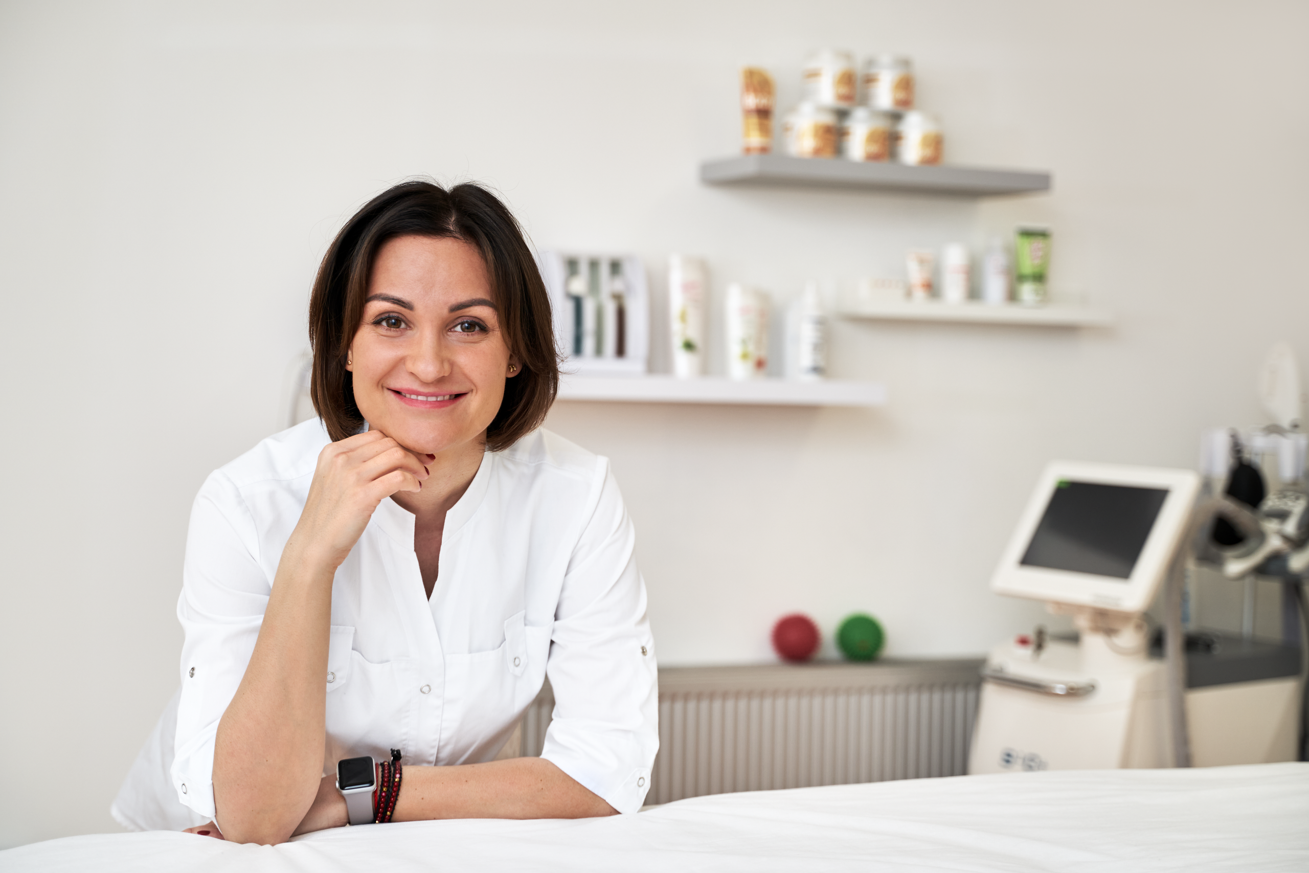 CONTENT LPG SALON. Professional garden design and photography services in London