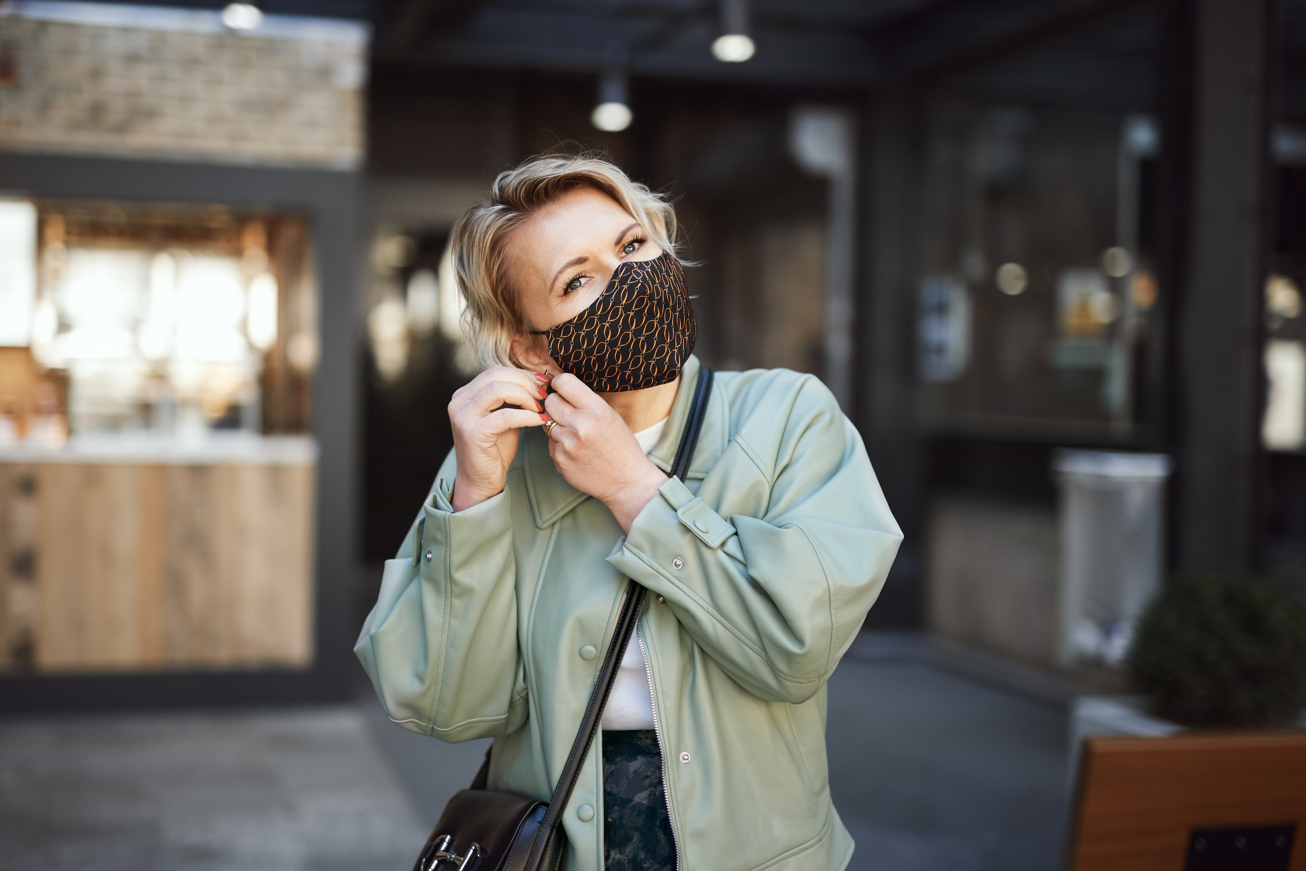 PERSONAL BREND INTERIOR DESIGNER. Professional garden design and photography services in London