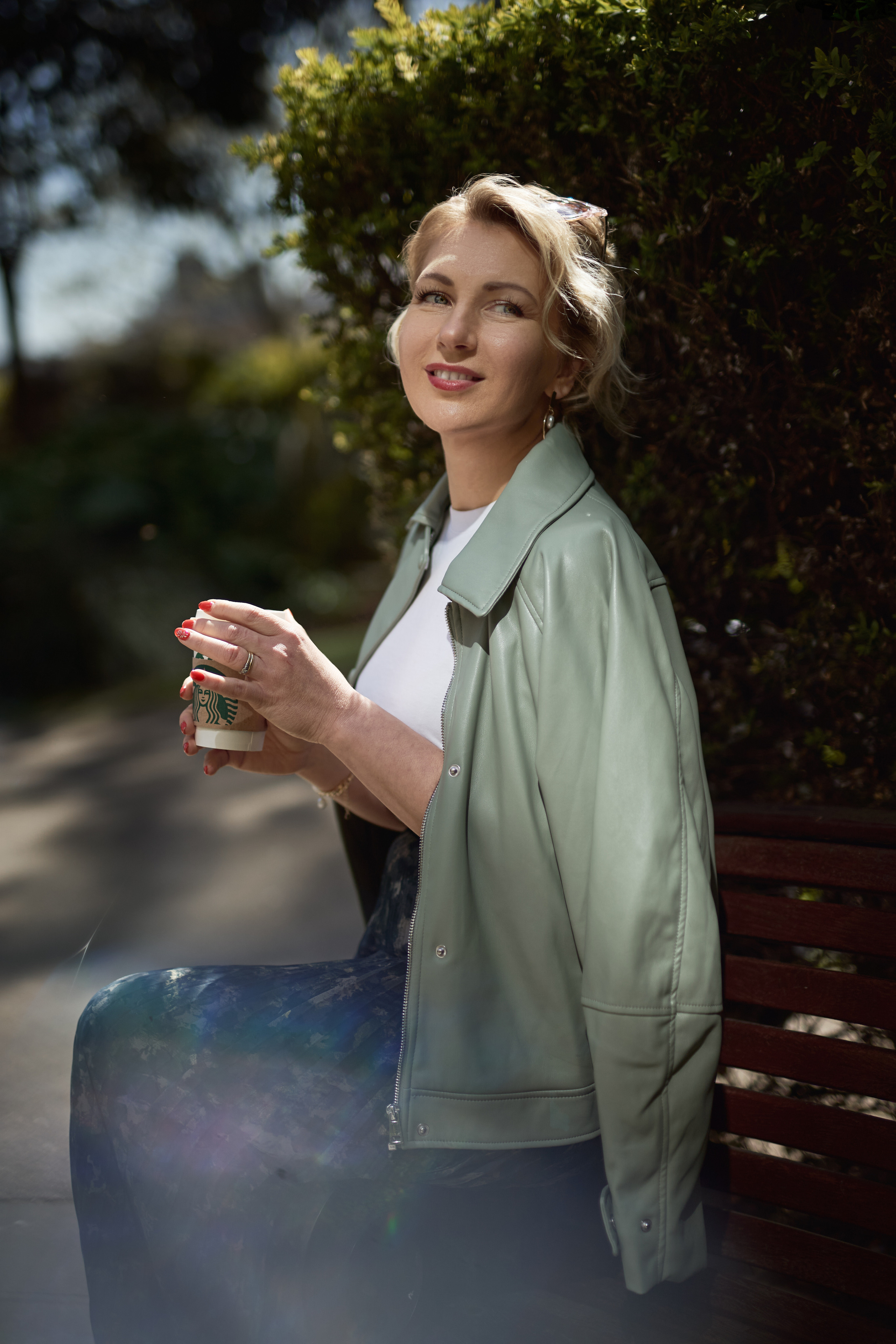 PERSONAL BREND INTERIOR DESIGNER. Professional garden design and photography services in London