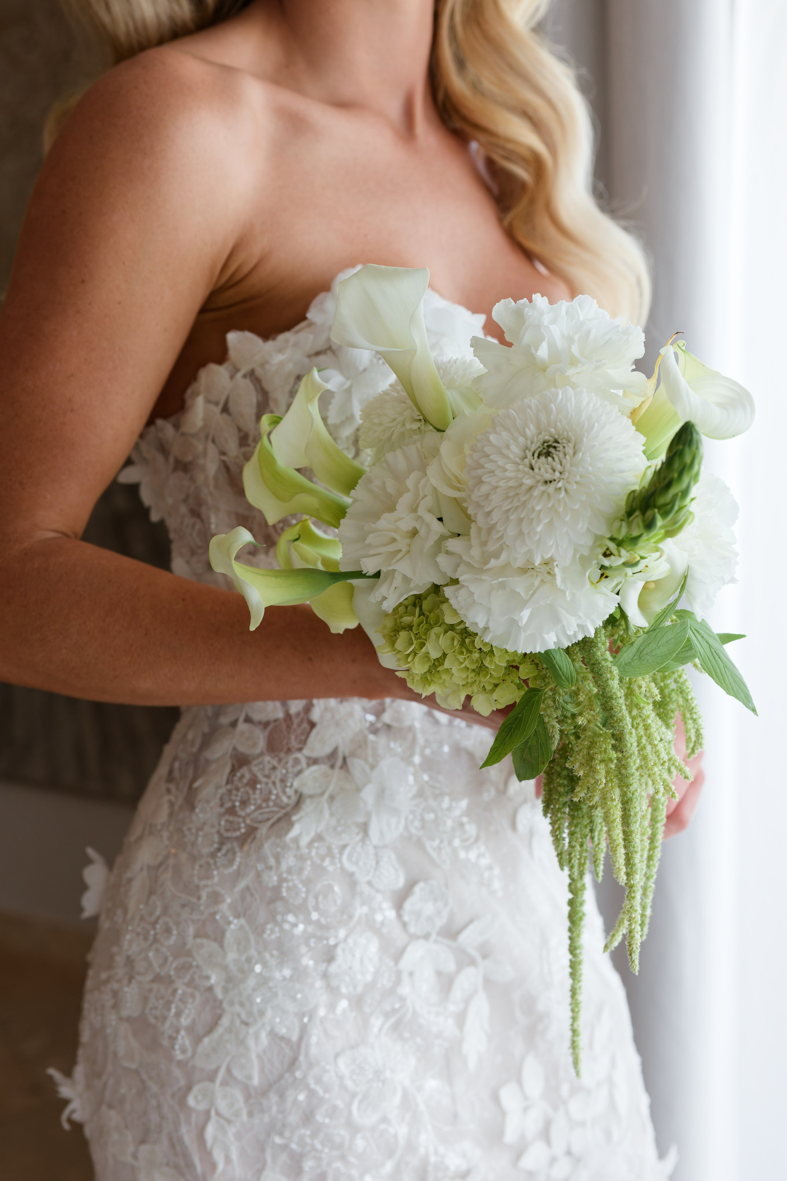 Wedding at Château L’Hospitalet in Narbonne, France. Destination Wedding Photographer — Nikita Burtsev