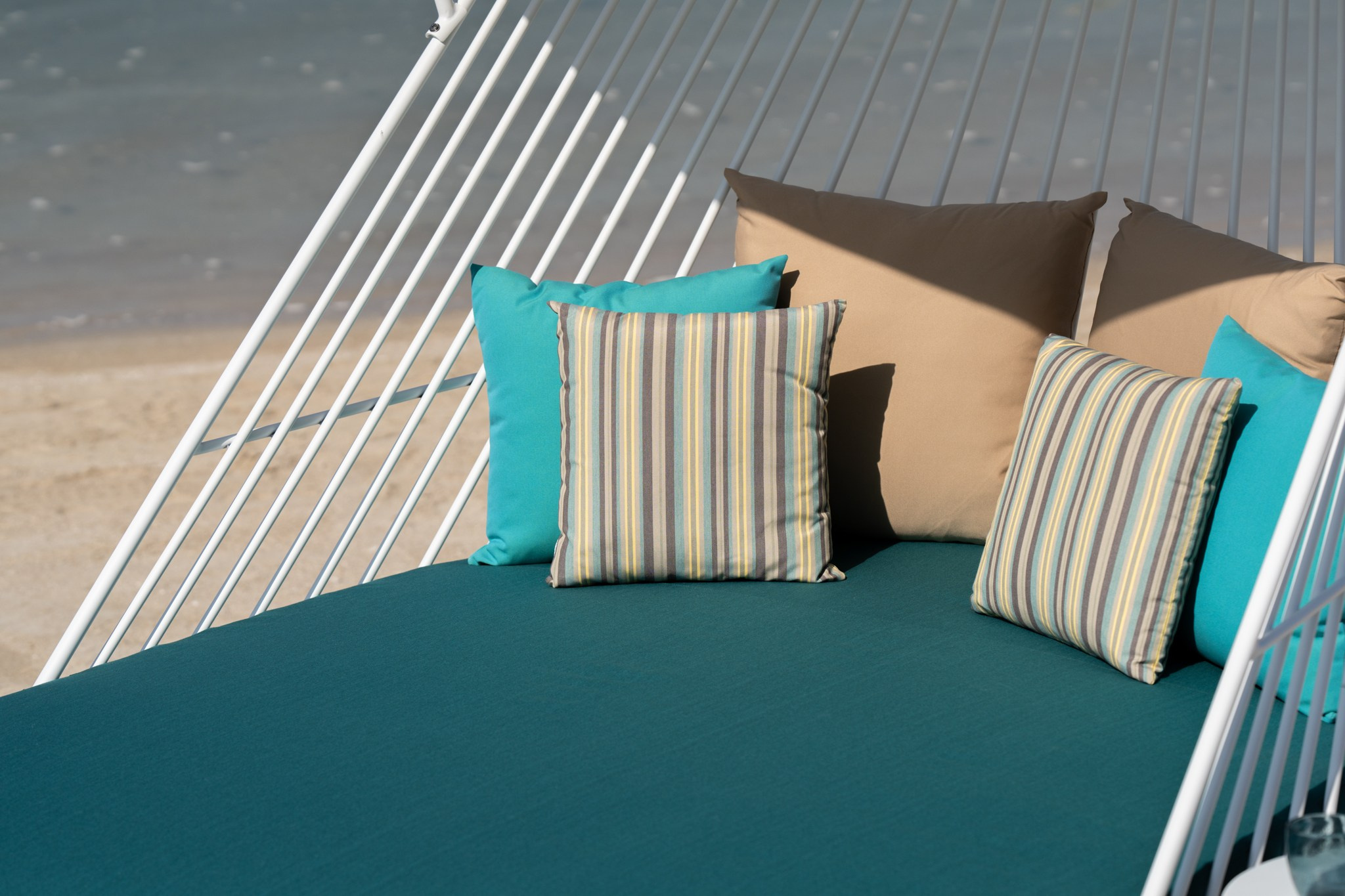 Suncoast Outdoor Furniture | Palm Jumeirh | set 1. Zakhar Leshkov Photo