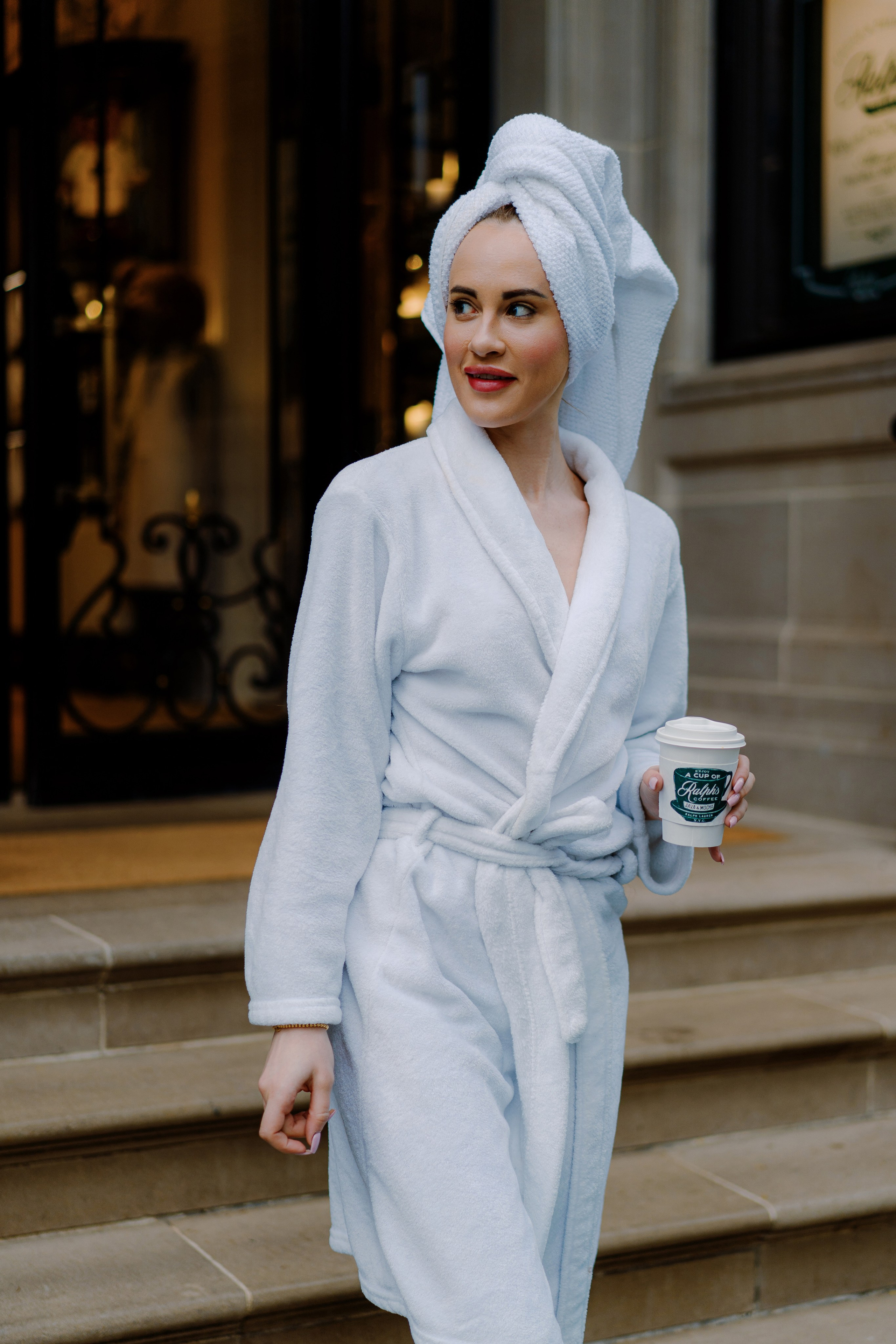 Morning on the Upper East Side. Videographer and photographer in New York // MAKAROV.VIDEO