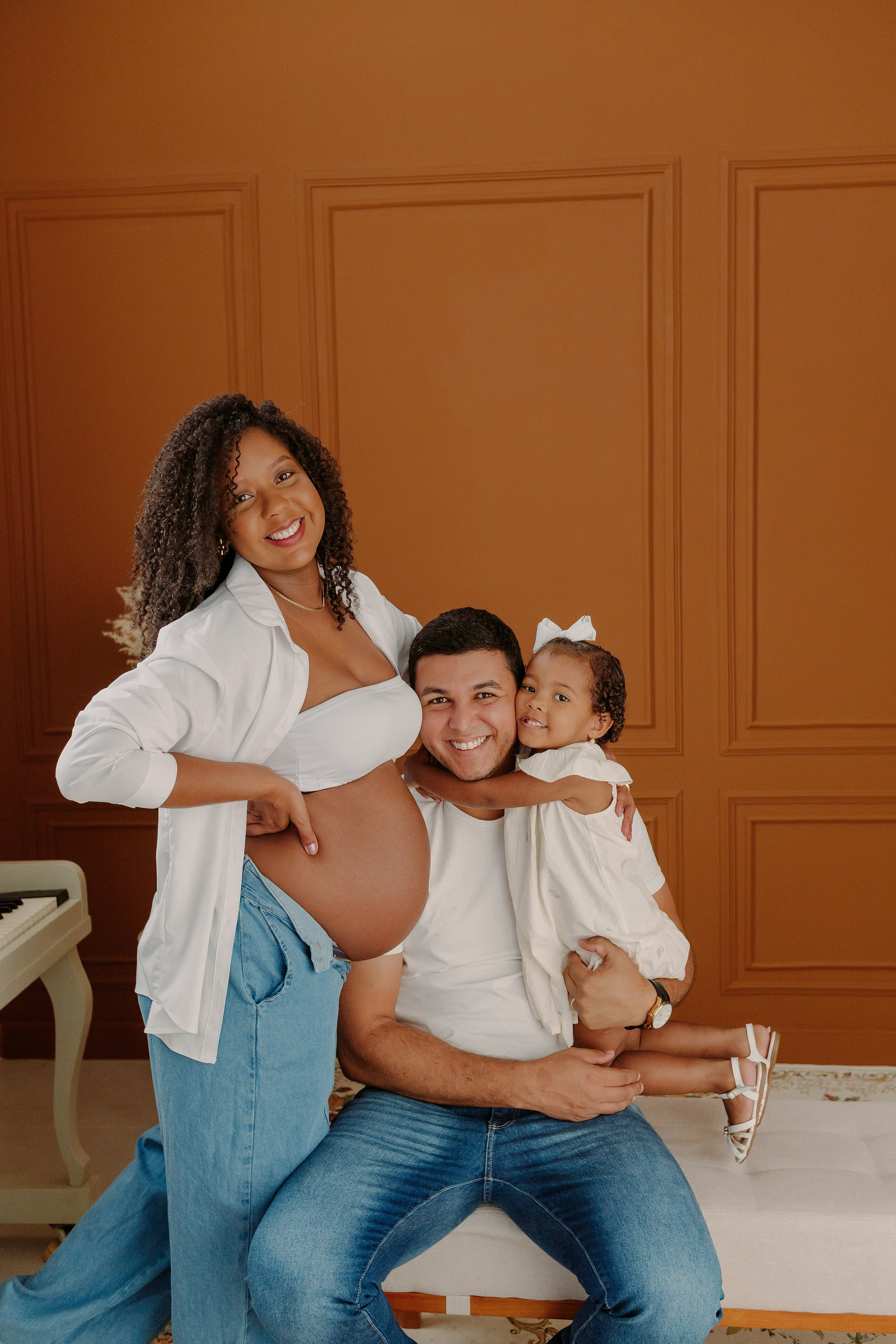 Verena à espera de Júlia. Estúdio Natani Fotografia