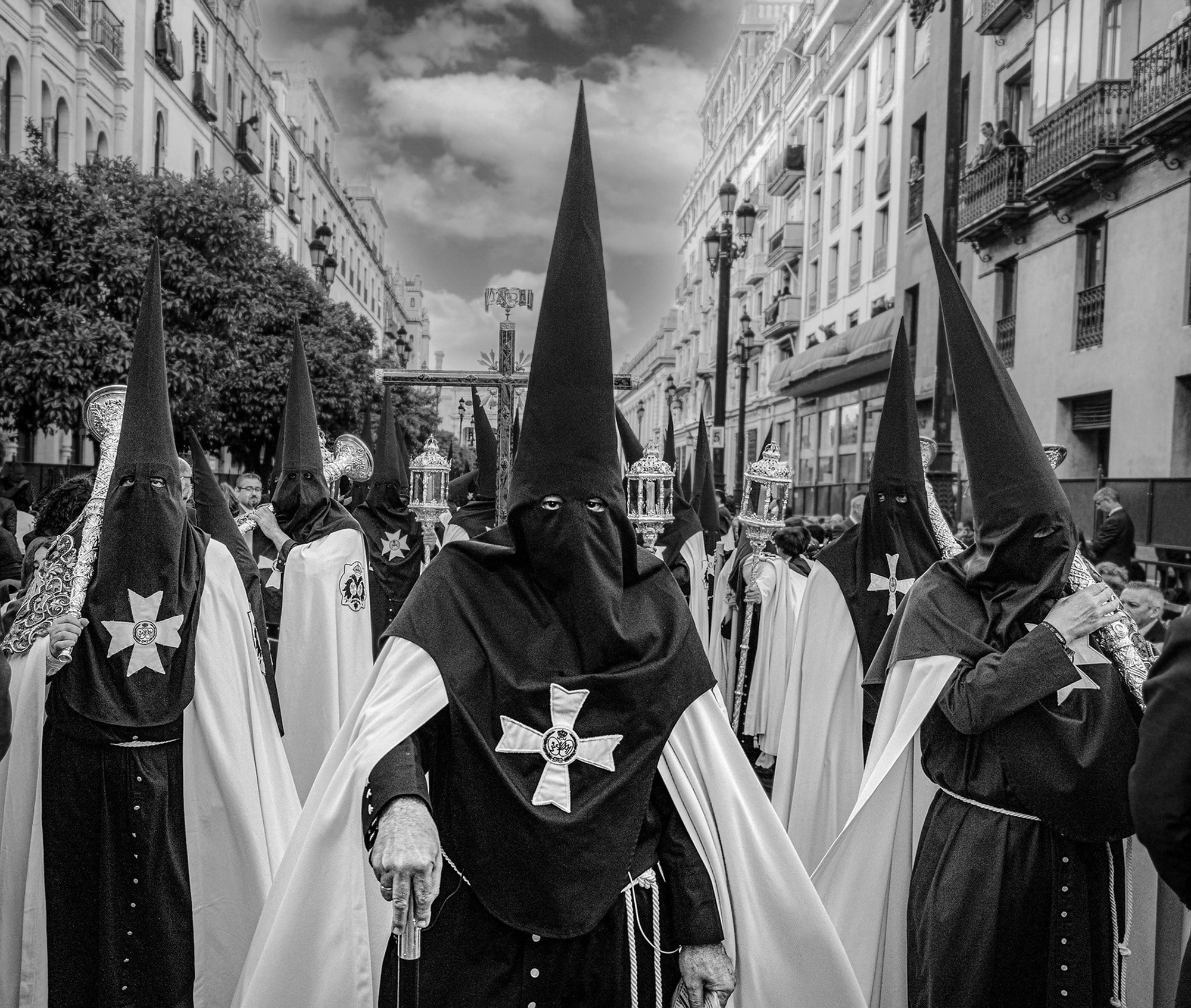 Semana Santa. Zeev Kurlianchick — Documentary Photographer