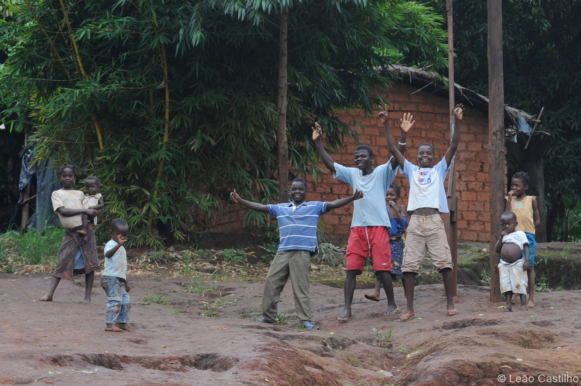Photos from Mozambique people 1. Simbahalu