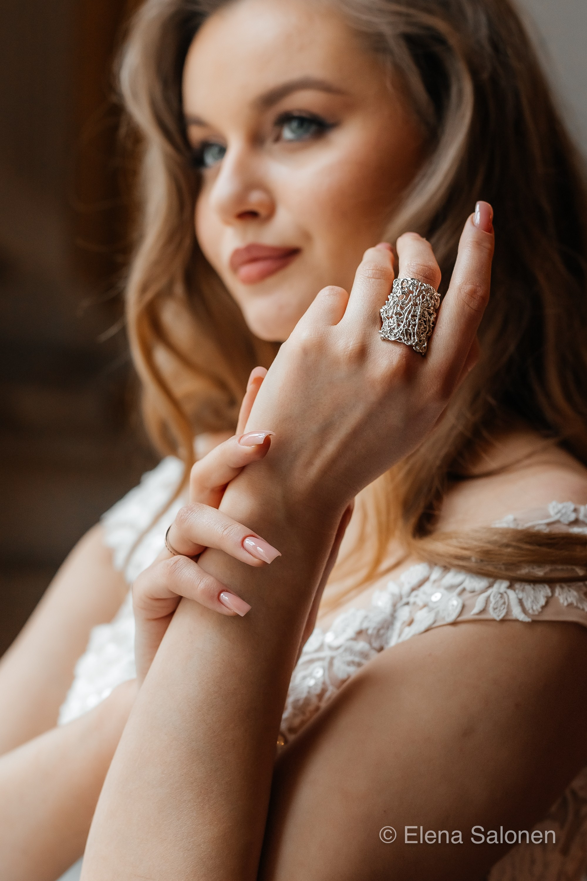 Iso hääkuvaus Helsingissä. Valokuvaaja Lahti, Helsinki Elena Salonen