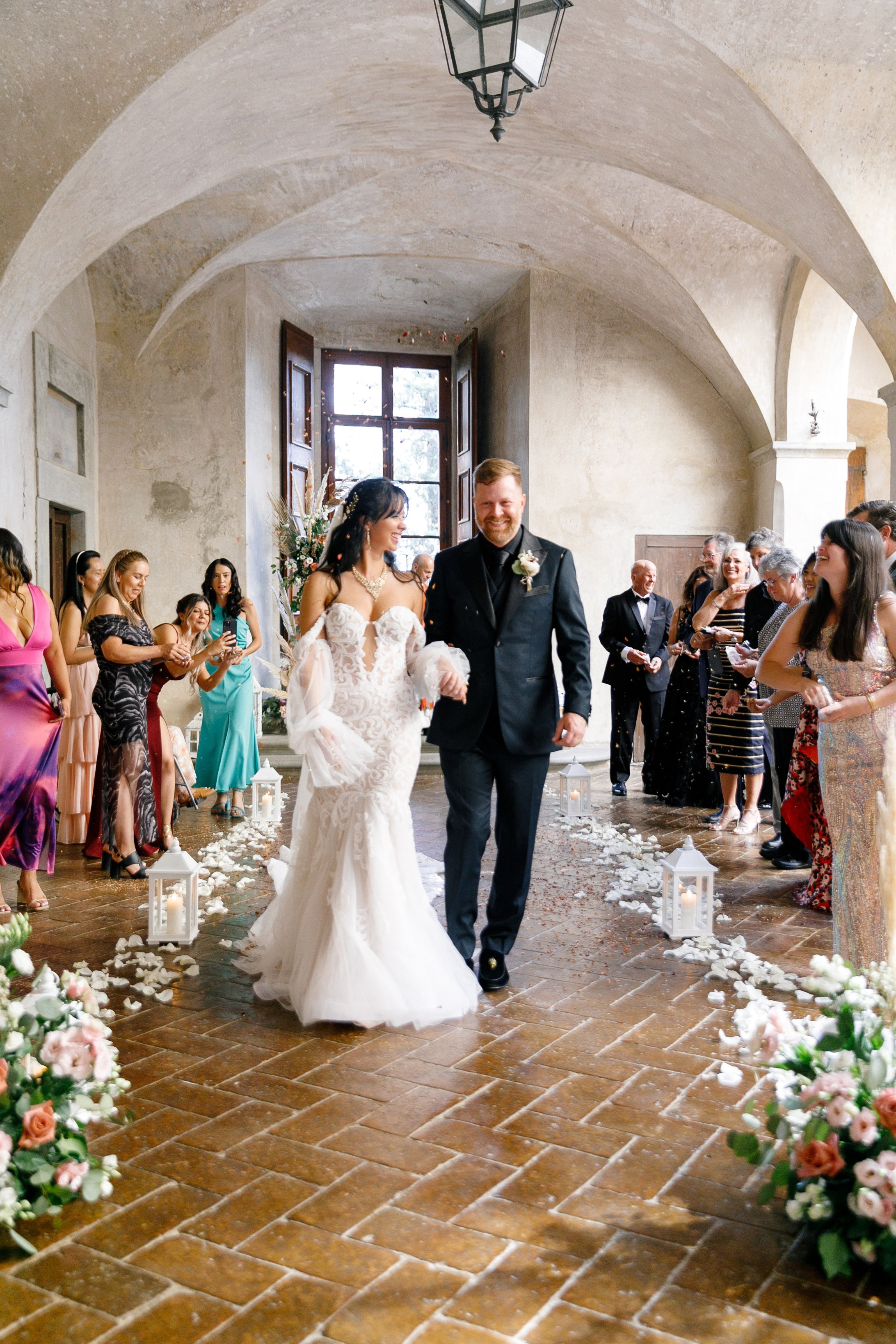 Tuscany Castello di Montegufoni wedding. Iurkovski PHOTOGRAPHY in Europe. Luxury destination weddings and events