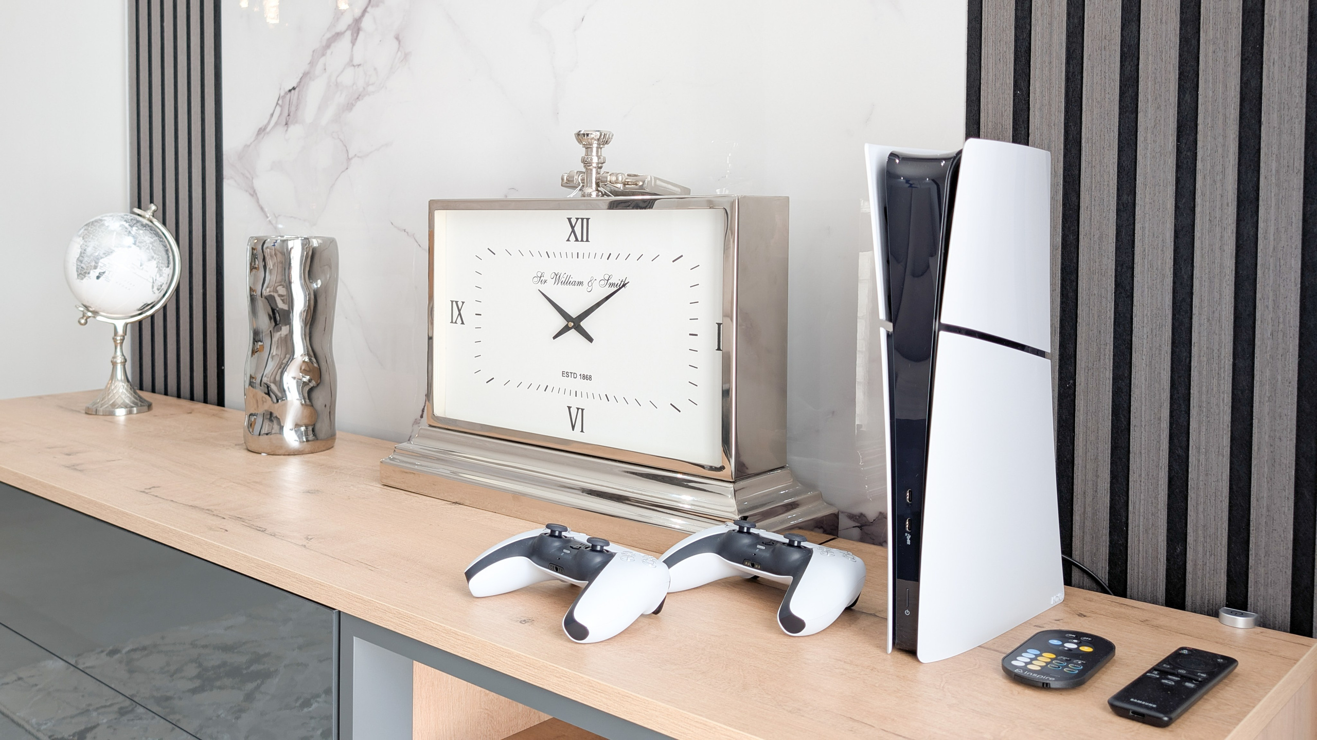 PLATINUM. Baby Beast