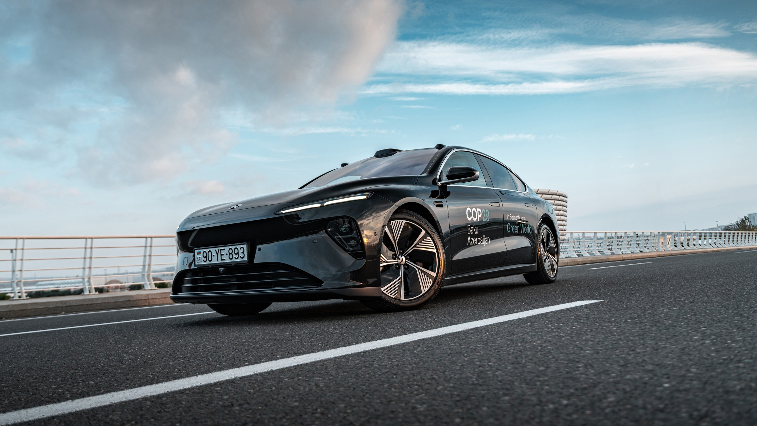 NIO. WORLDWIDE COMMERCIAL AUTOMOTIVE PHOTOGRAPHER